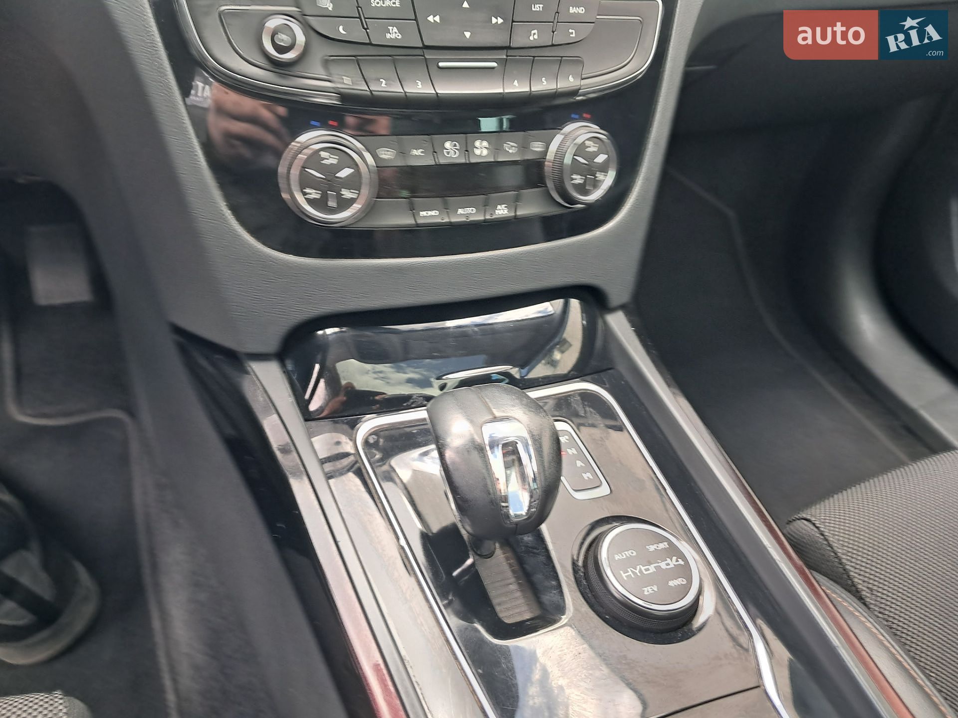 Peugeot 508 RXH 2012 VIN VF38URHC8CL081901 фото оголошення 13 з 41