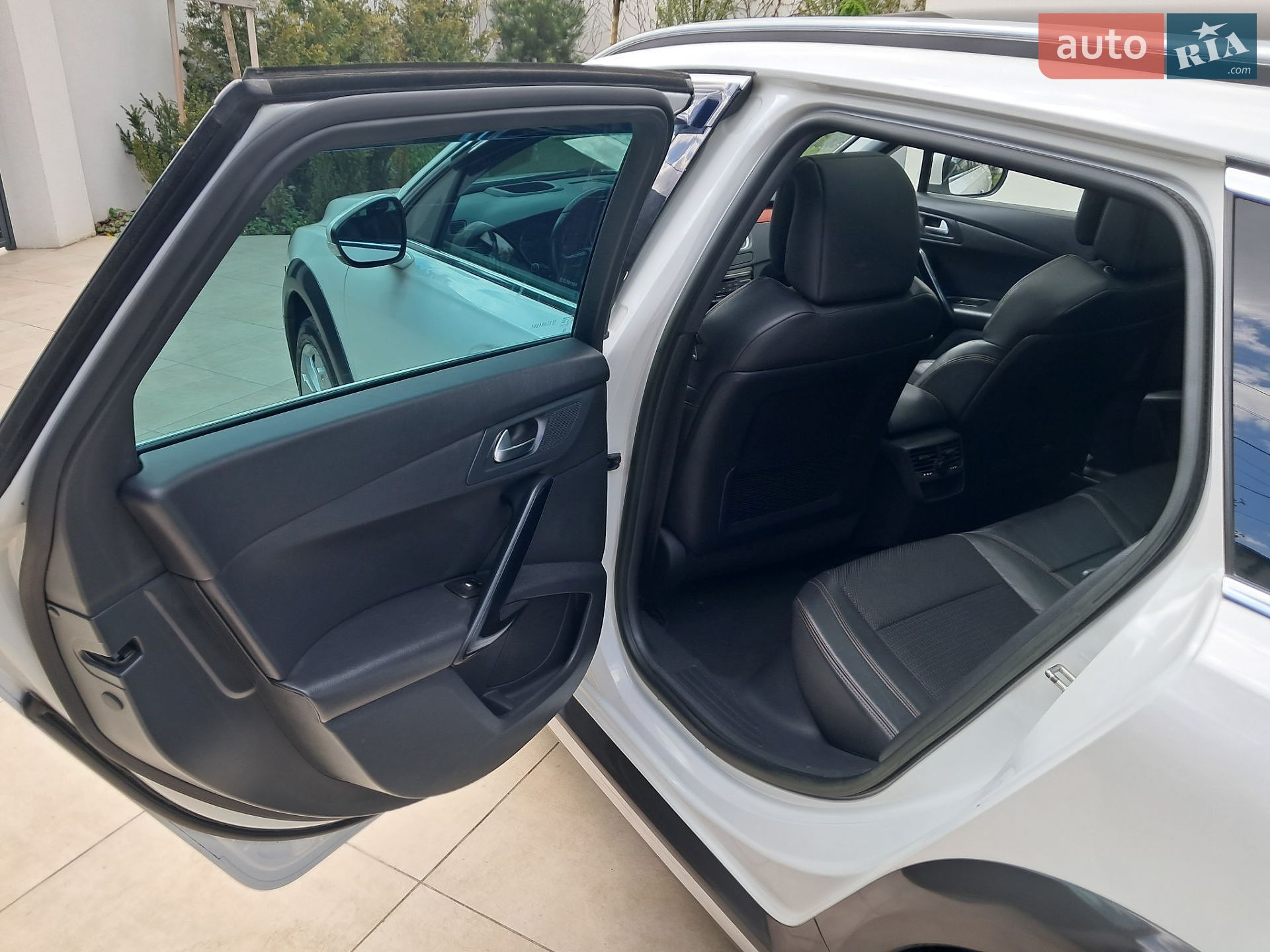 Peugeot 508 RXH 2012 VIN VF38URHC8CL081901 фото оголошення 20 з 41