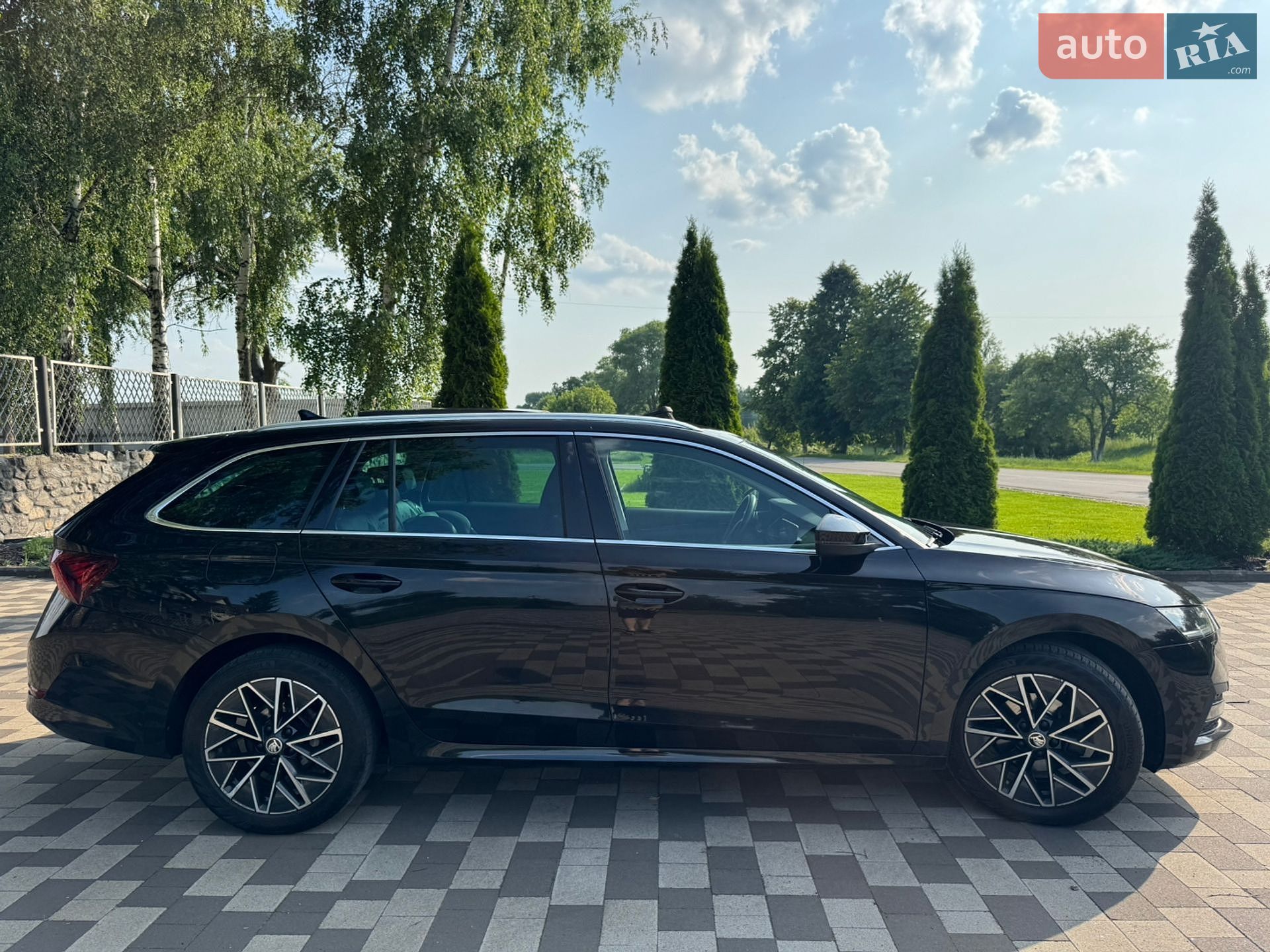 Skoda Octavia 2020 VIN TMBJJ7NX3LY036870 фото оголошення 2 з 39