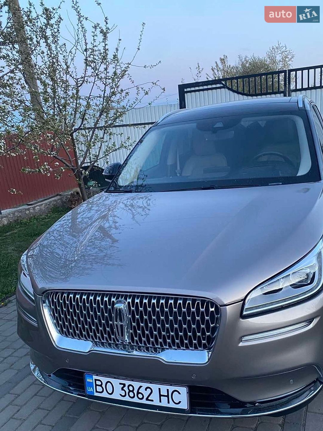 Lincoln Corsair 2021 VIN 5LMCJ2D90MUL21137 фото оголошення 3 з 28