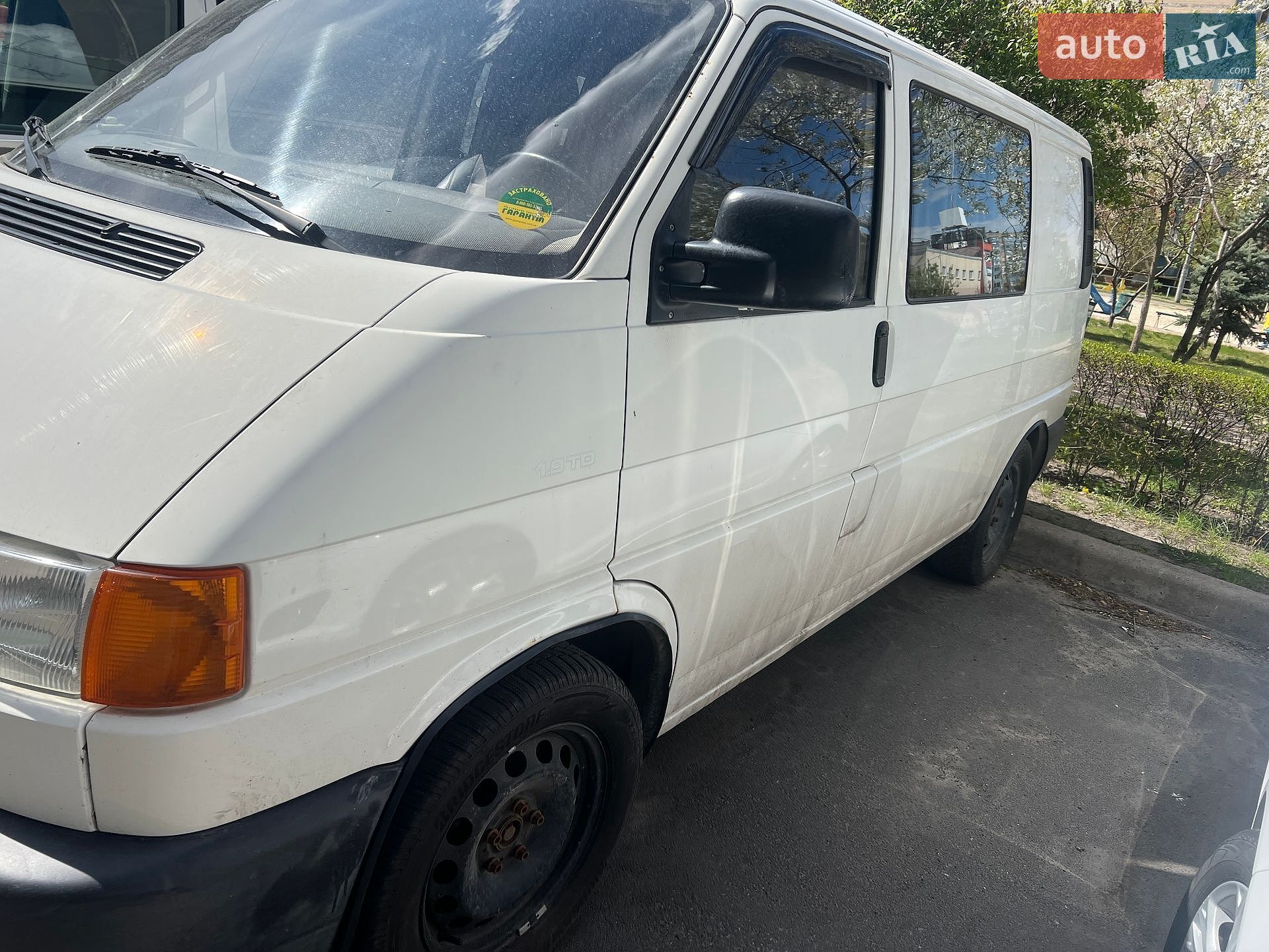 Volkswagen Transporter 1996 VIN WV1ZZZ70ZVH061011 фото оголошення 2 з 11