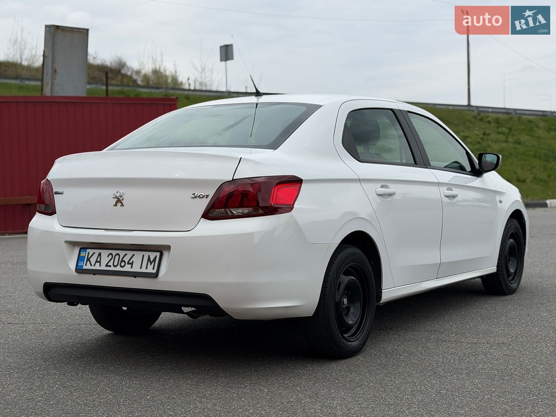 Peugeot 301 2018 VIN VF3DDHMZ6JJ615774 фото оголошення 4 з 21