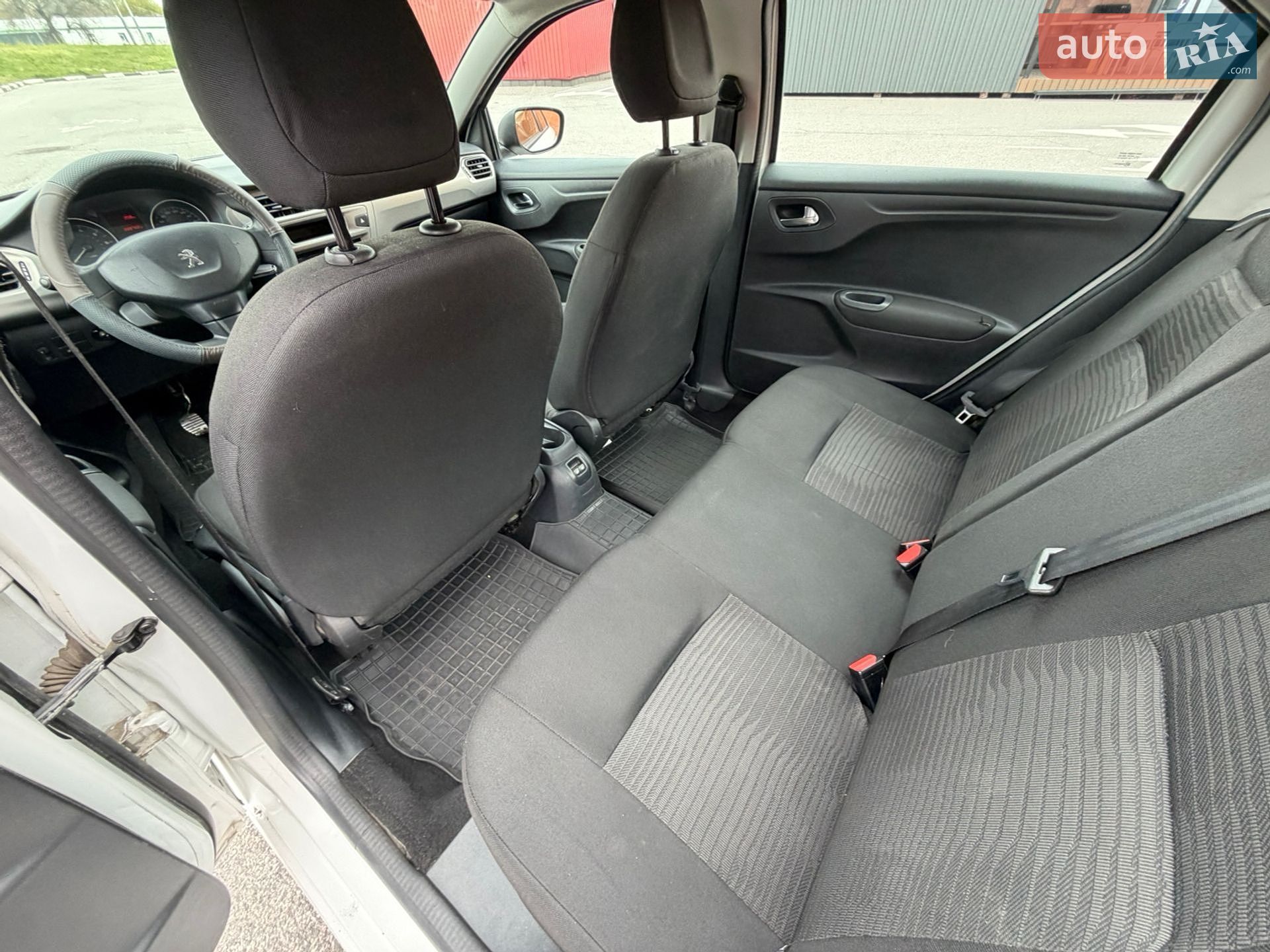 Peugeot 301 2018 VIN VF3DDHMZ6JJ615774 фото оголошення 17 з 21