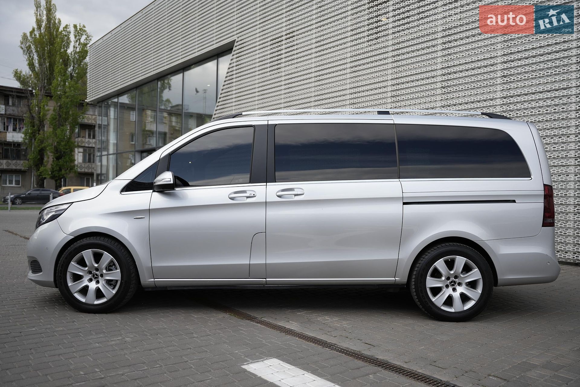 Mercedes-Benz V-Class 2014 VIN WDF44781313001827 фото оголошення 4 з 79