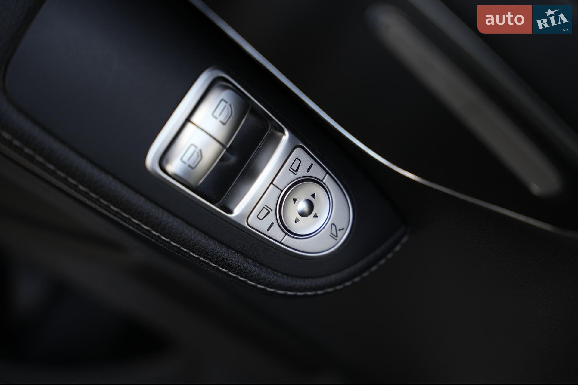 Mercedes-Benz V-Class 2014 VIN WDF44781313001827 фото оголошення 24 з 79
