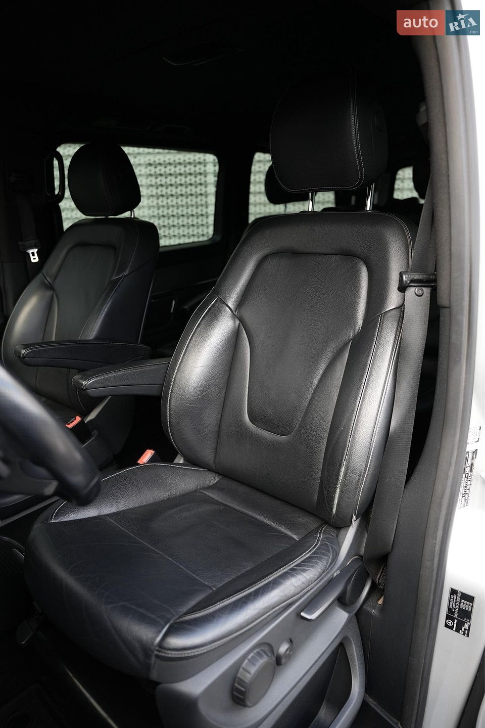 Mercedes-Benz V-Class 2014 VIN WDF44781313001827 фото оголошення 28 з 79