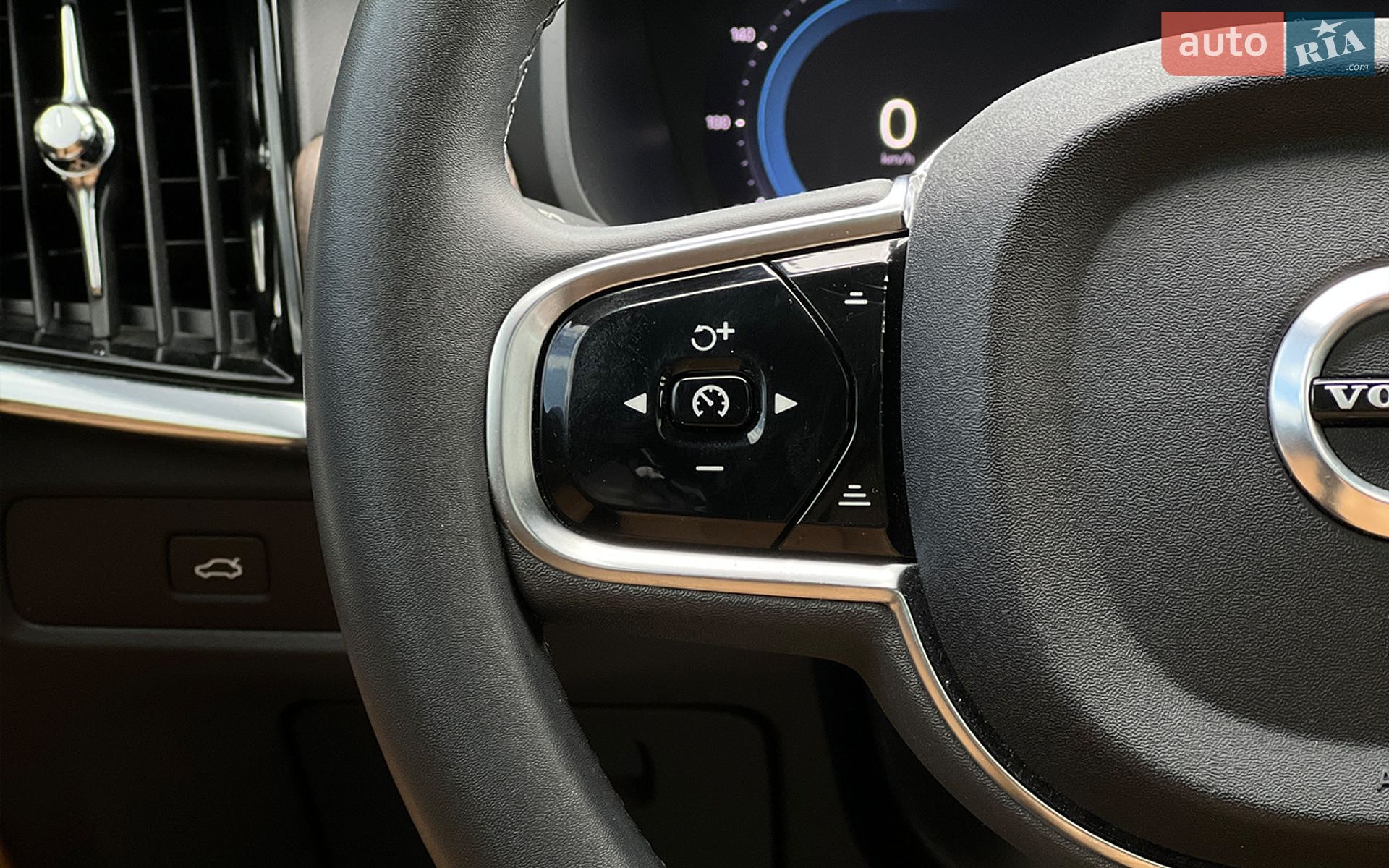 Volvo V90 Cross Country 2022 VIN YV4062NC8P1163218 фото оголошення 12 з 33