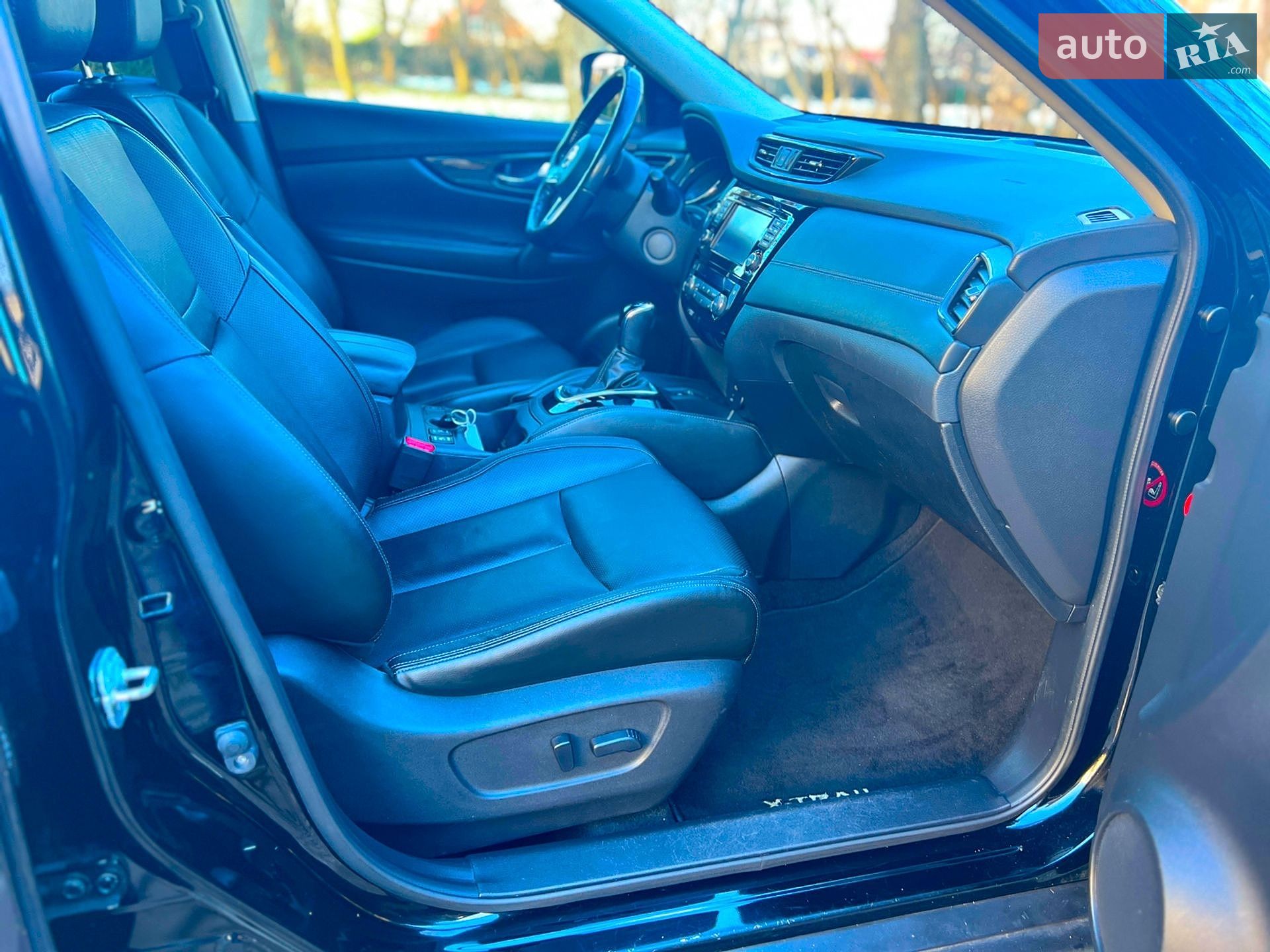Nissan X-Trail 2017 VIN JN1JFAT32U0100550 фото оголошення 20 з 54