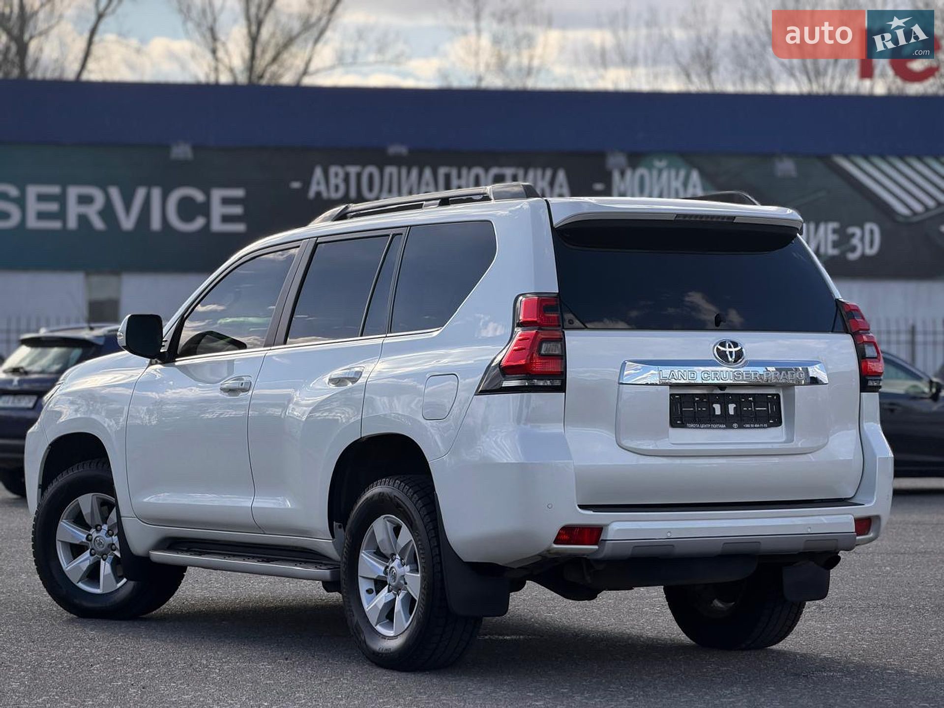 Toyota Land Cruiser Prado 2019 VIN JTEBU3FJ80K175983 фото оголошення 25 з 79