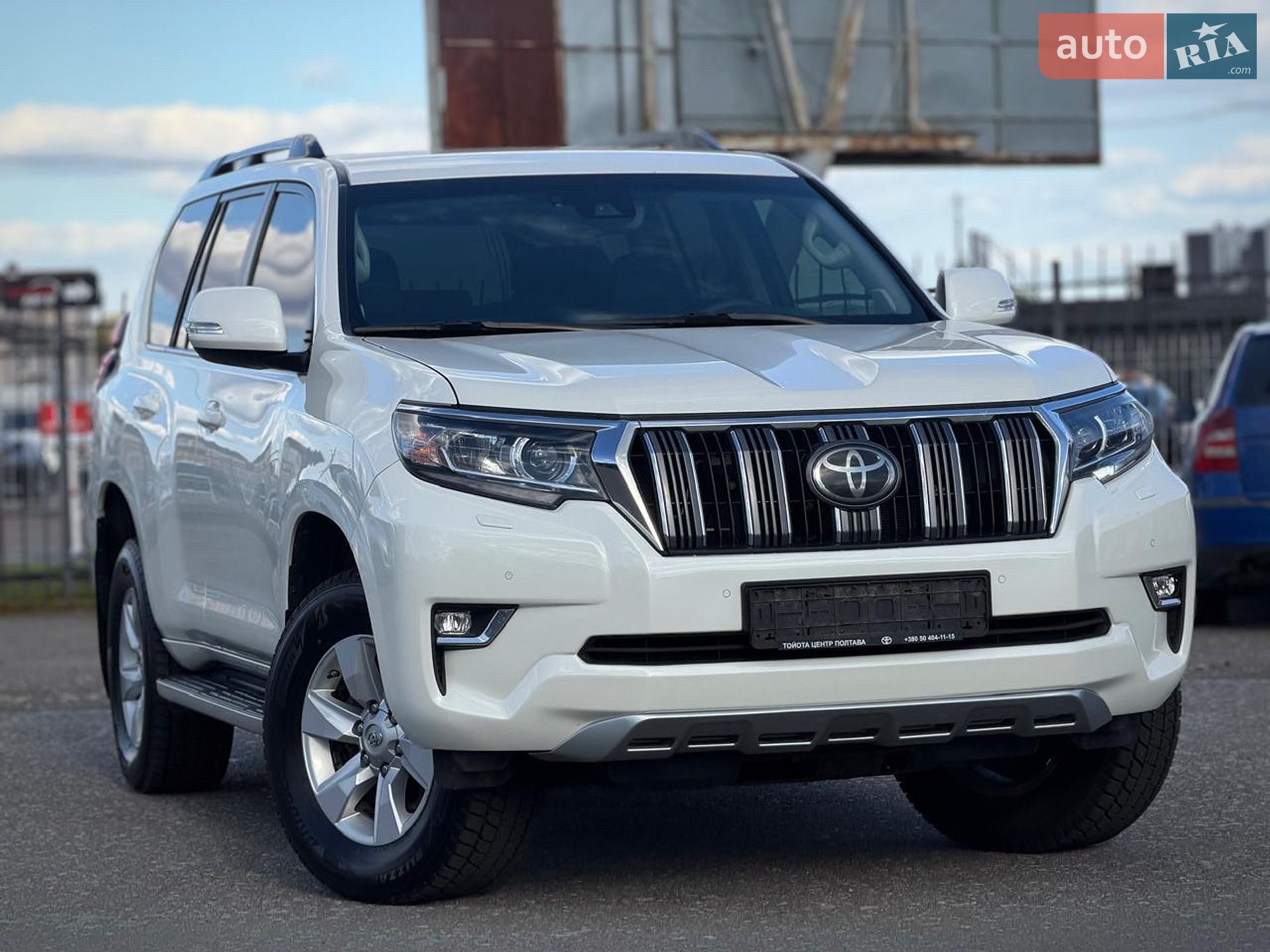 Toyota Land Cruiser Prado 2019 VIN JTEBU3FJ80K175983 фото оголошення 27 з 79