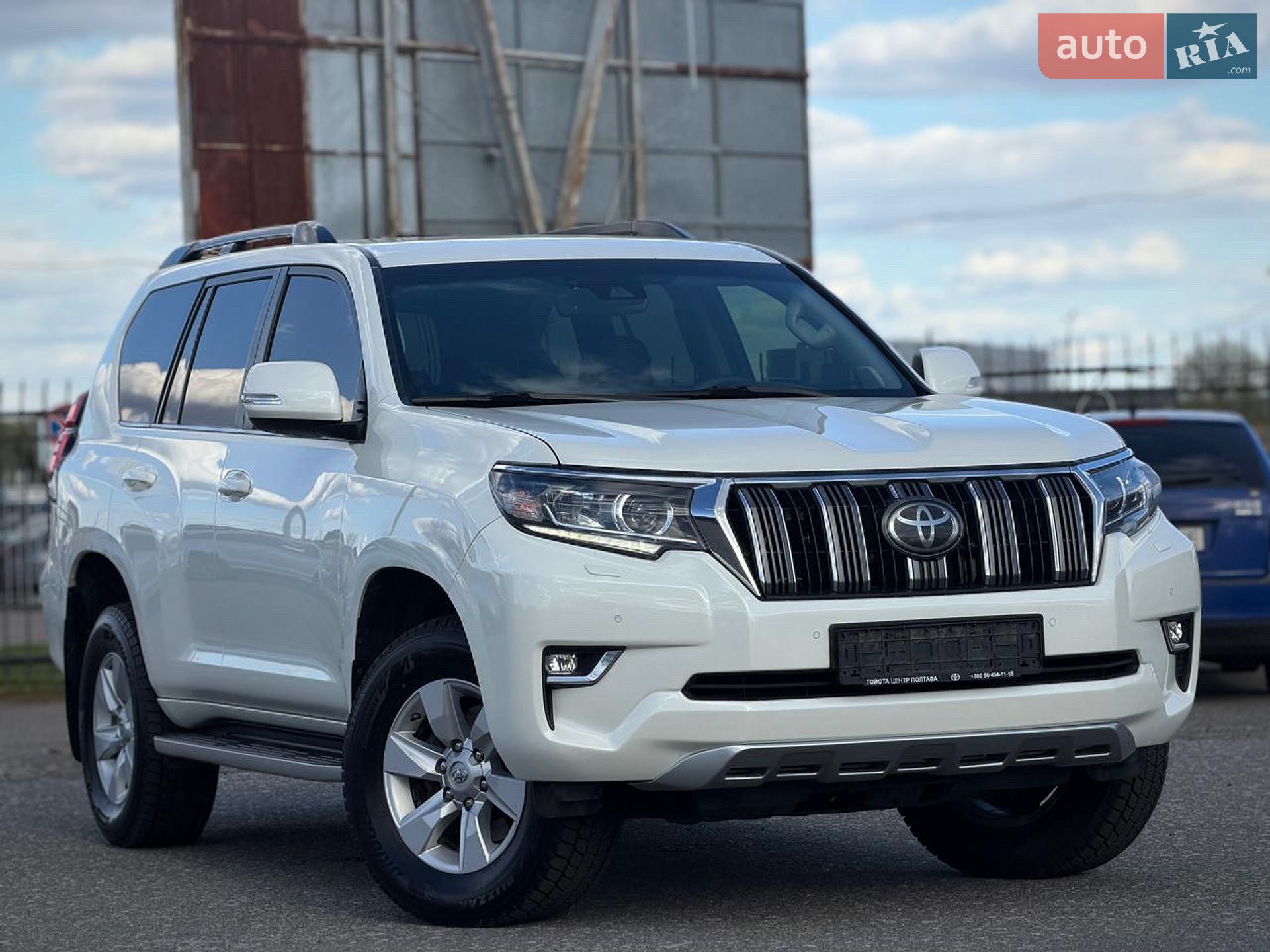 Toyota Land Cruiser Prado 2019 VIN JTEBU3FJ80K175983 фото оголошення 31 з 79