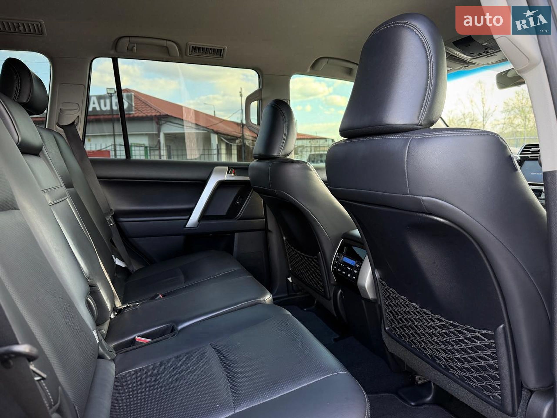 Toyota Land Cruiser Prado 2019 VIN JTEBU3FJ80K175983 фото оголошення 60 з 79