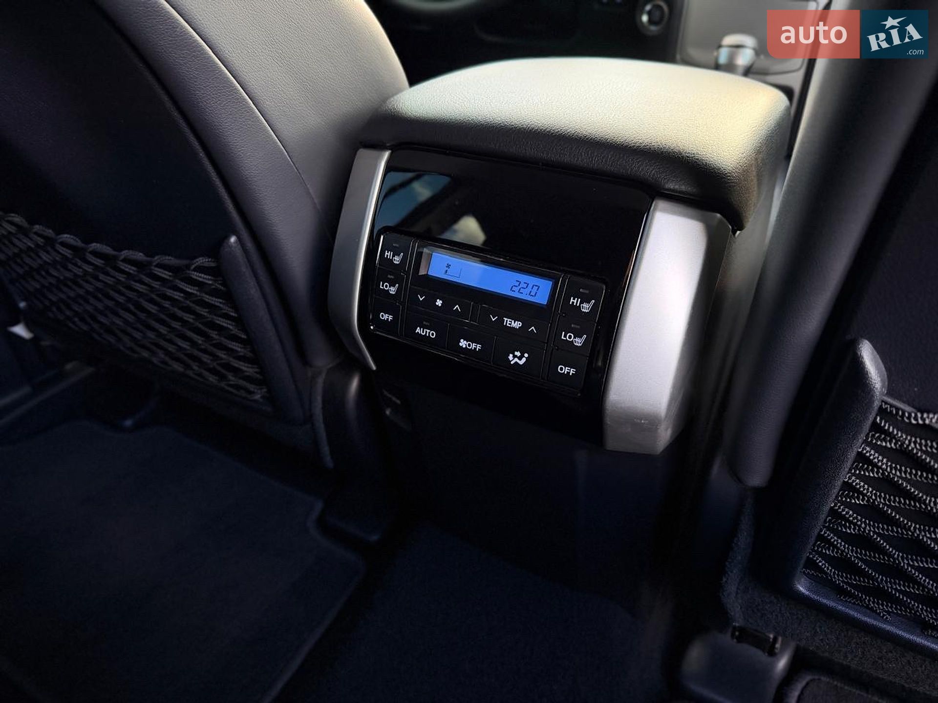 Toyota Land Cruiser Prado 2019 VIN JTEBU3FJ80K175983 фото оголошення 63 з 79