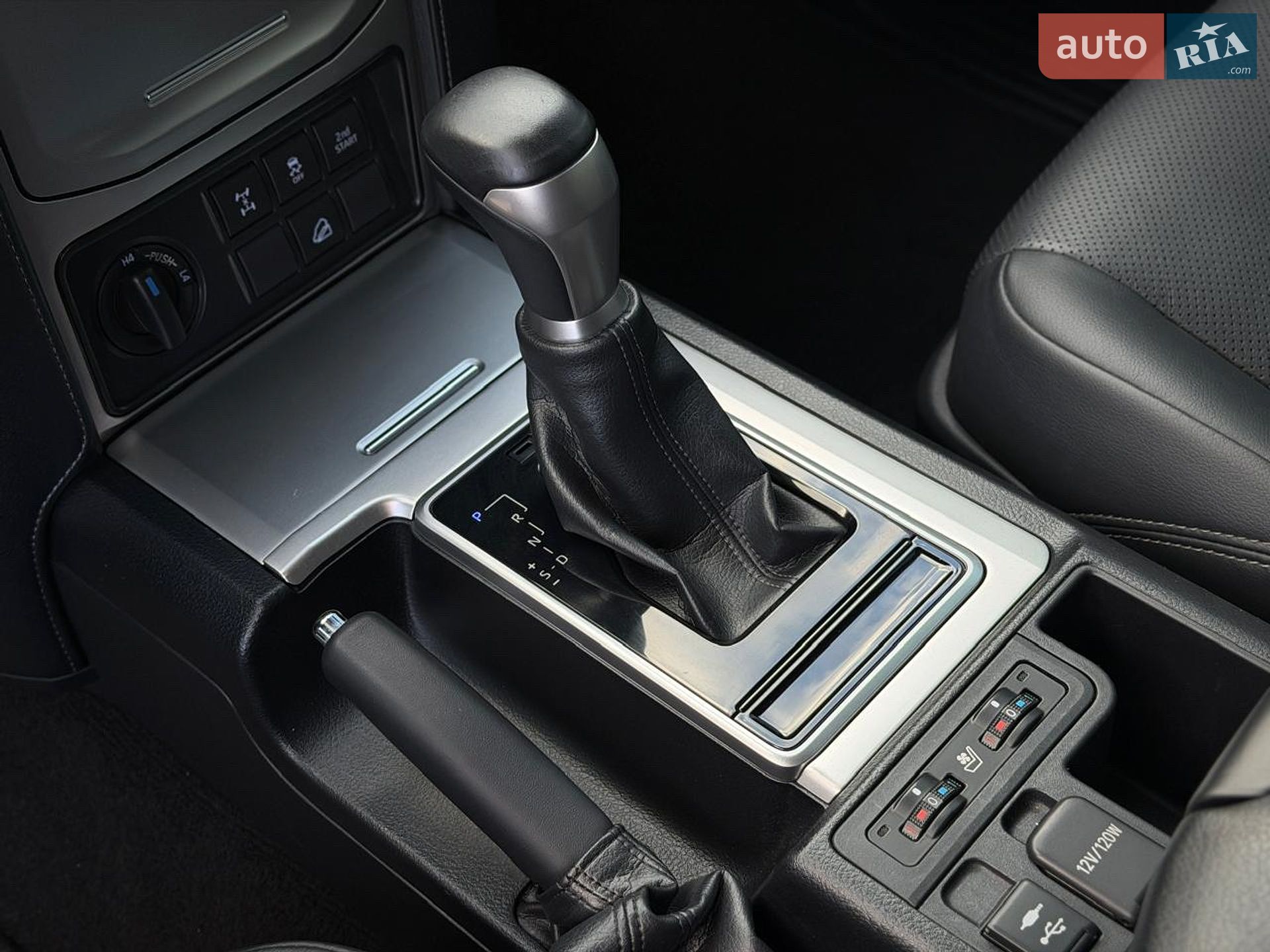 Toyota Land Cruiser Prado 2019 VIN JTEBU3FJ80K175983 фото оголошення 73 з 79