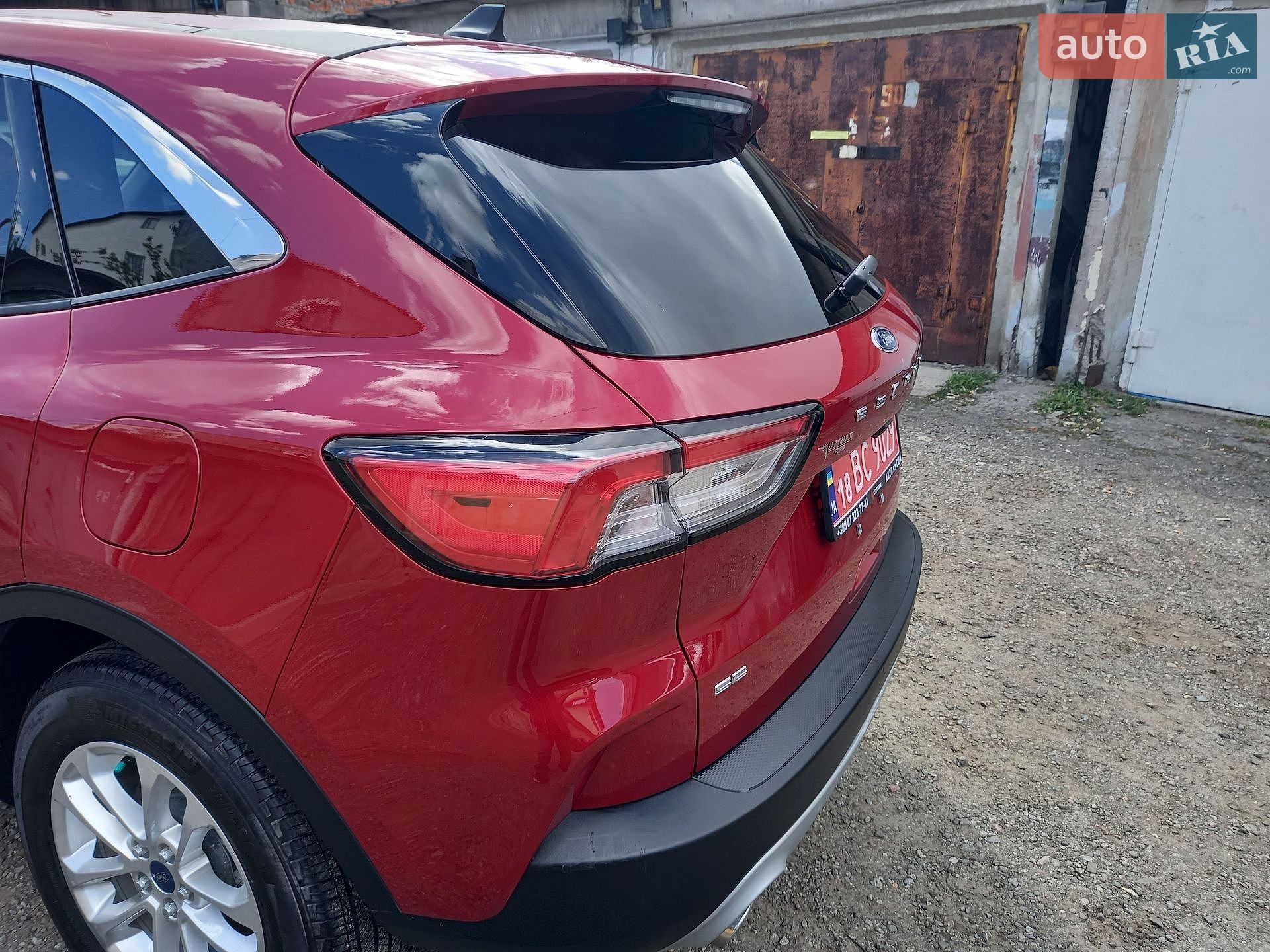 Ford Escape 2021 VIN 1FMCU0BZ7MUB04427 фото оголошення 4 з 10