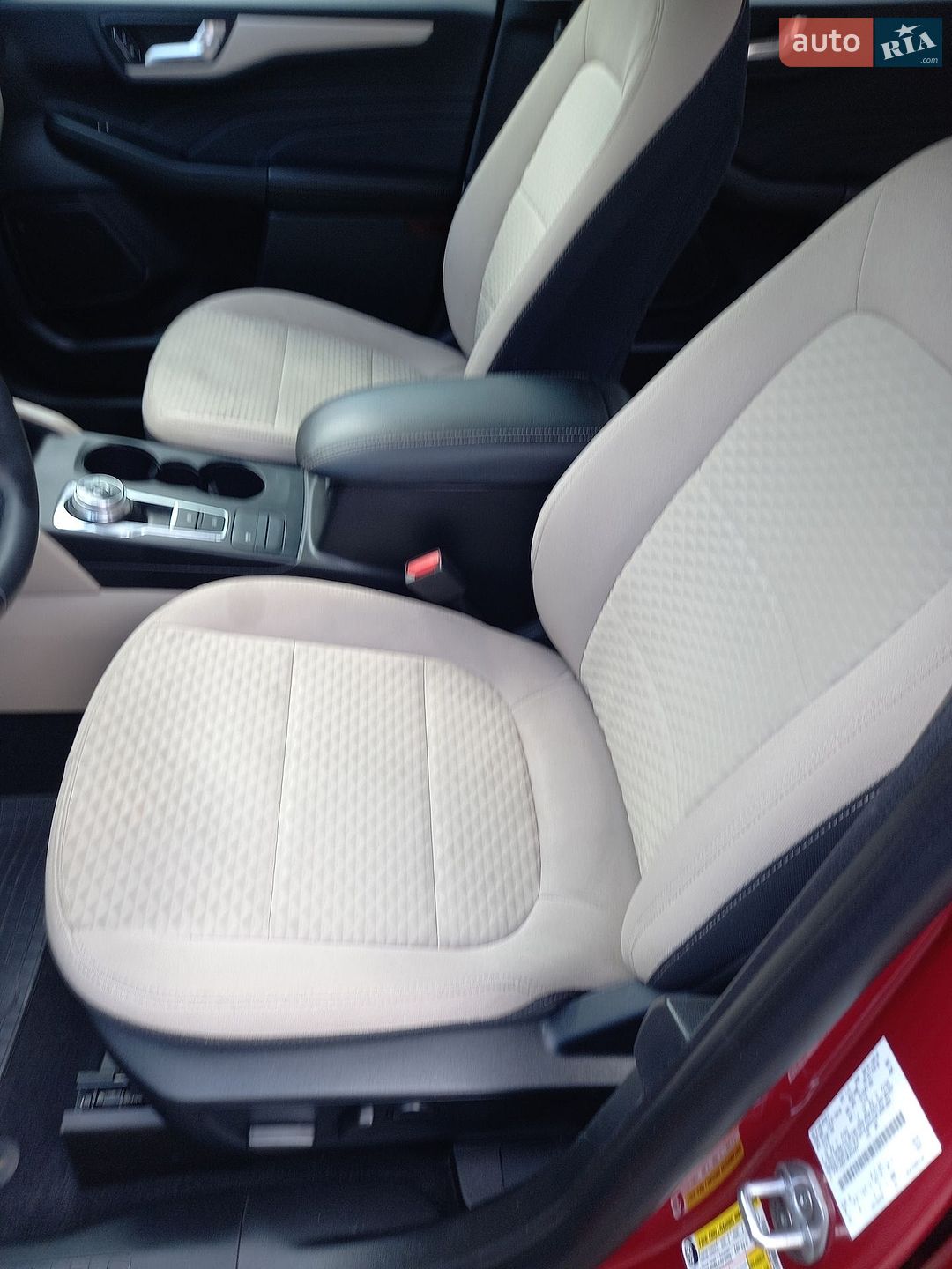 Ford Escape 2021 VIN 1FMCU0BZ7MUB04427 фото оголошення 7 з 10