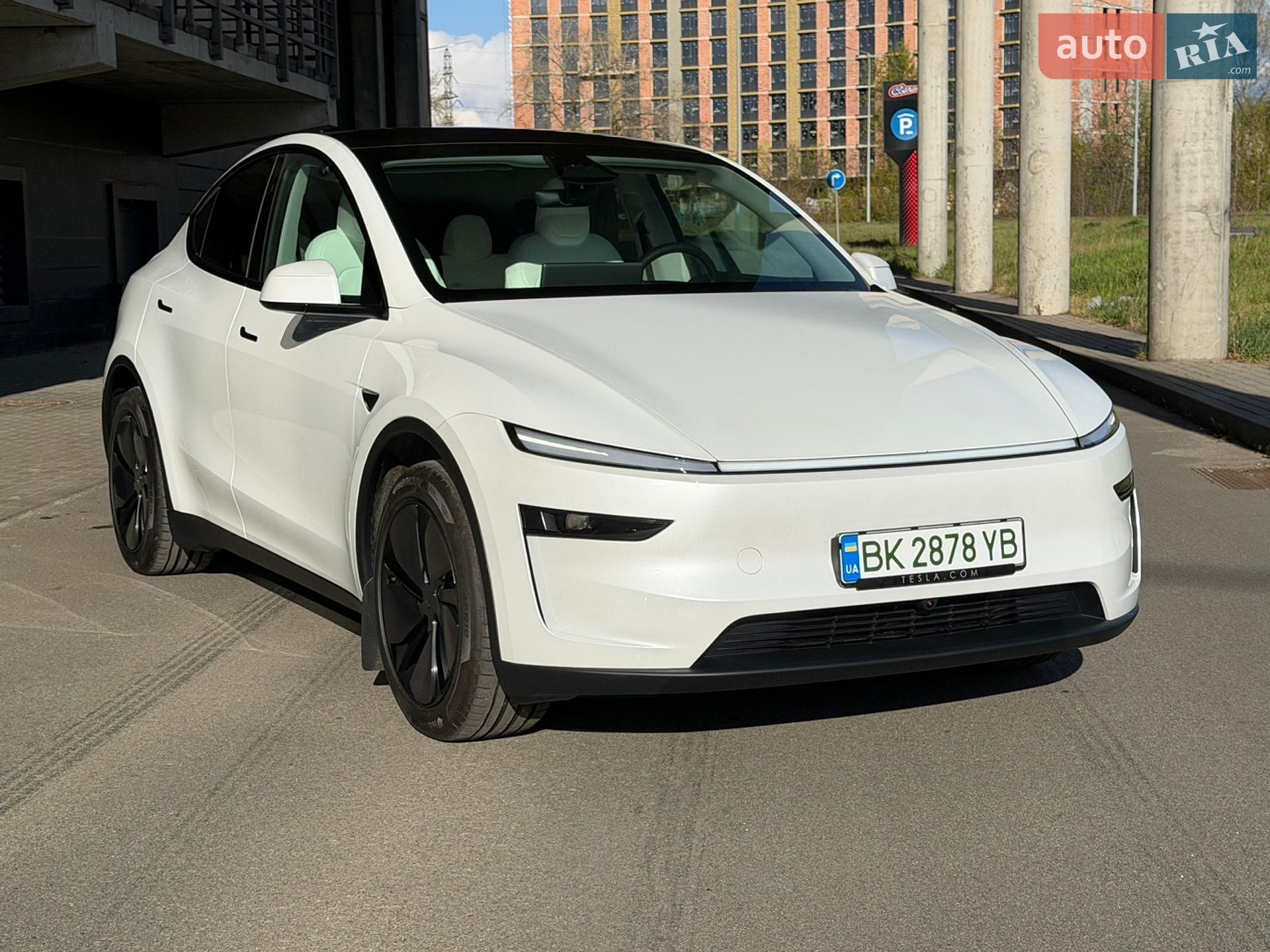 Tesla Model Y 2025 VIN XP7YGCEK5TB787705 фото оголошення 3 з 17