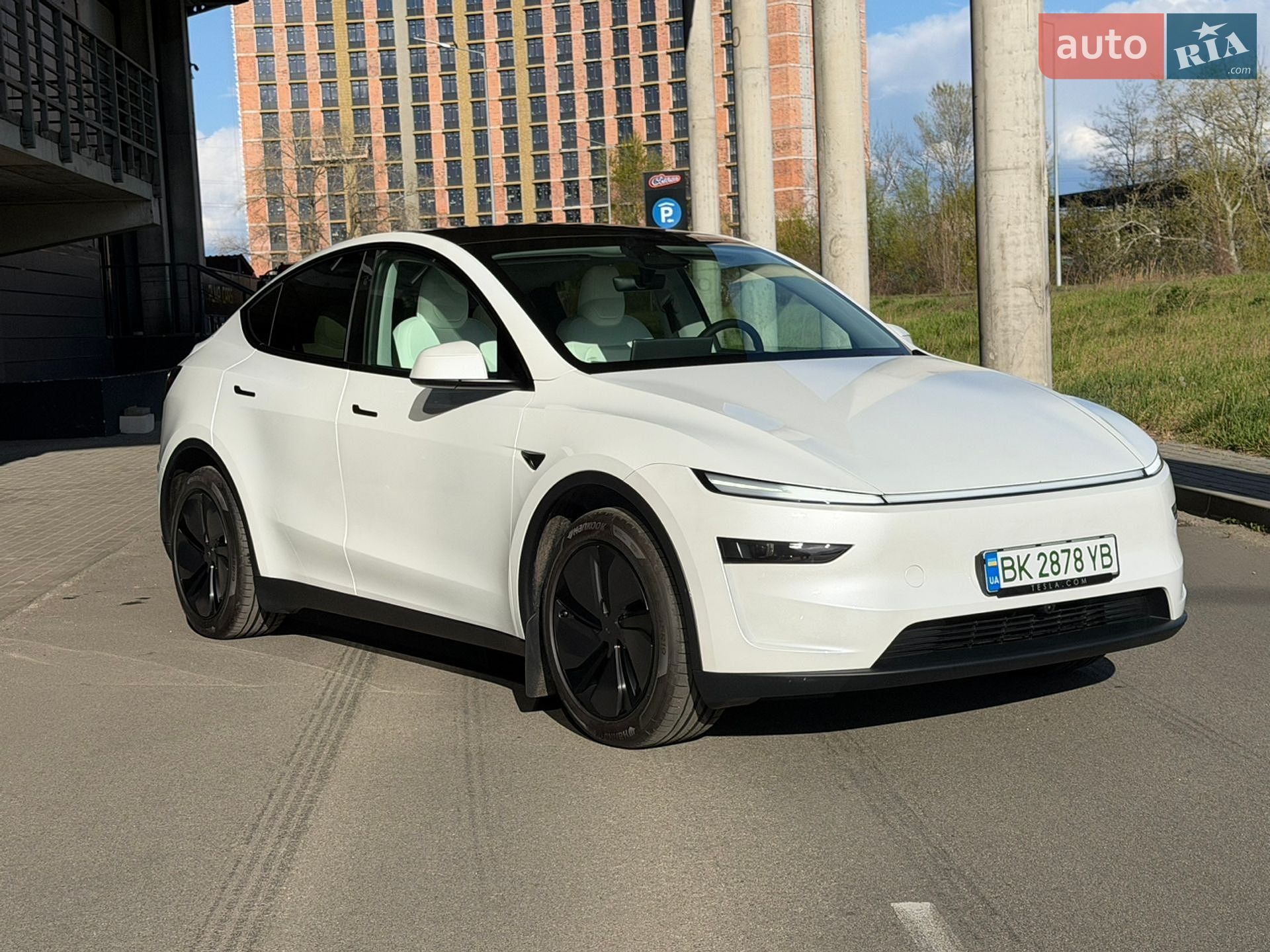 Tesla Model Y 2025 VIN XP7YGCEK5TB787705 фото оголошення 6 з 17