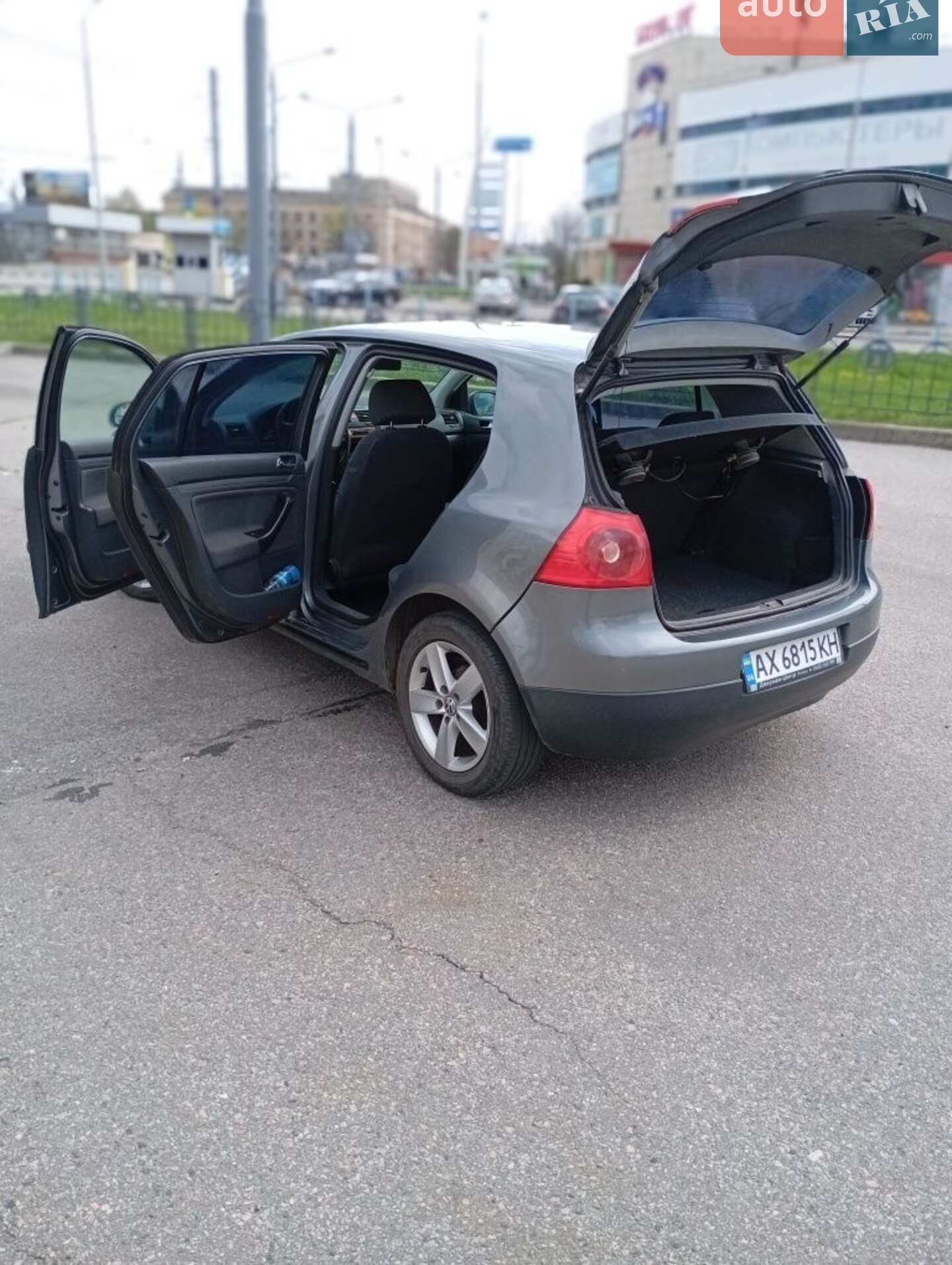 Volkswagen Golf 2005 VIN WVWZZZ1KZ5Z000133 фото оголошення 2 з 14