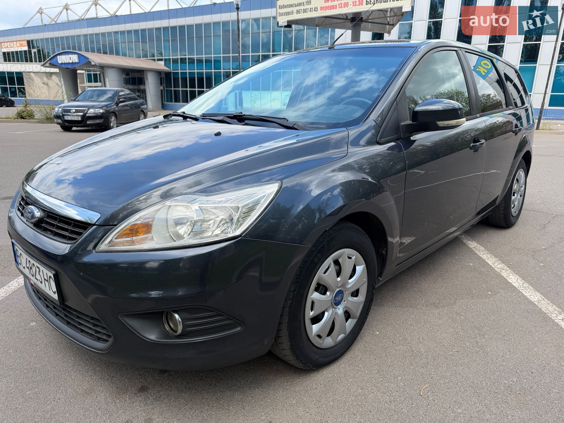 Ford Focus 2010 VIN WF0SXXGCDSAJ70317 фото оголошення 3 з 32