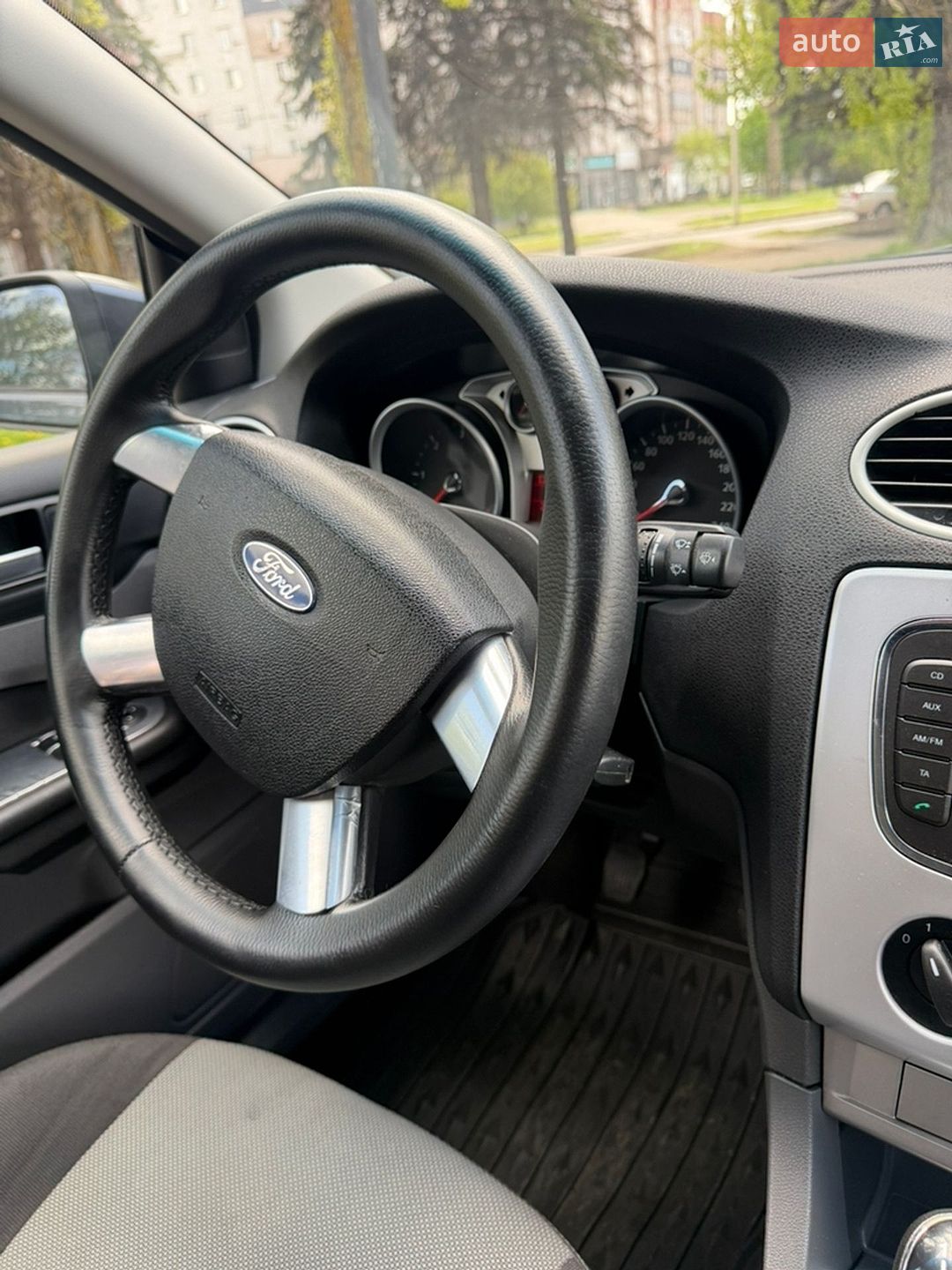 Ford Focus 2010 VIN WF0SXXGCDSAJ70317 фото оголошення 12 з 32