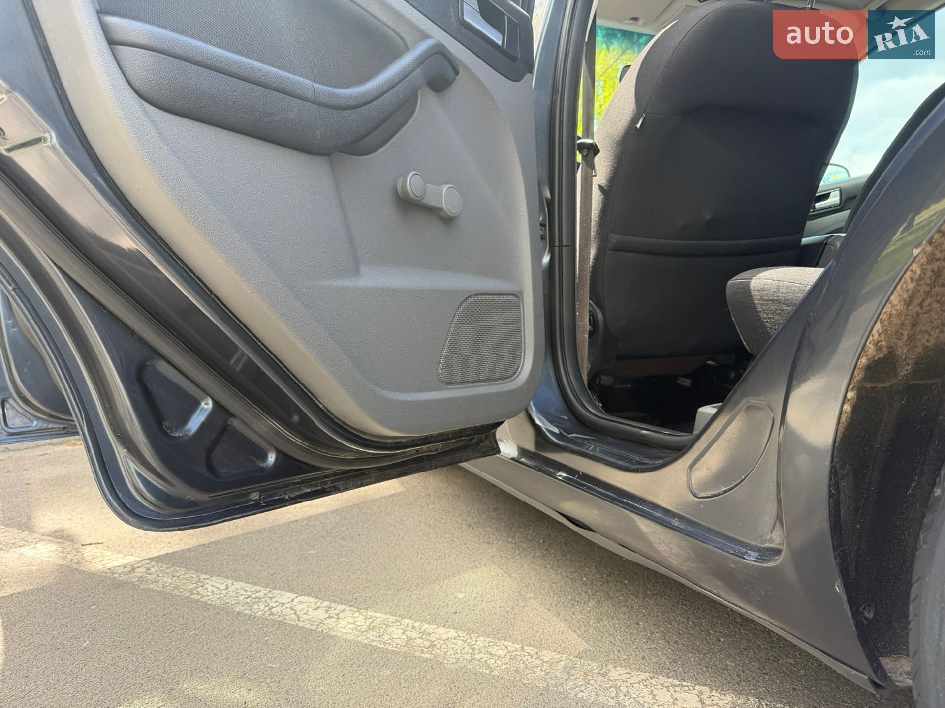 Ford Focus 2010 VIN WF0SXXGCDSAJ70317 фото оголошення 25 з 32