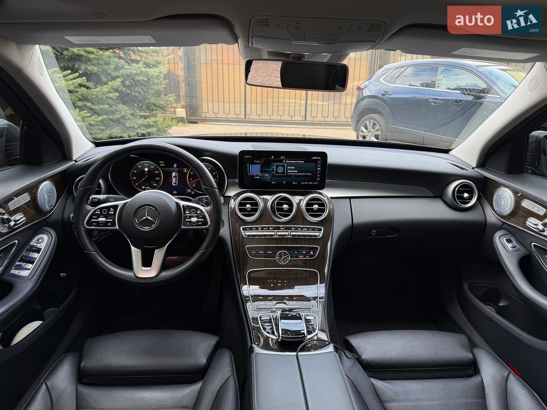 Mercedes-Benz C-Class 2018 VIN 55SWF8EB3KU272157 фото оголошення 38 з 77