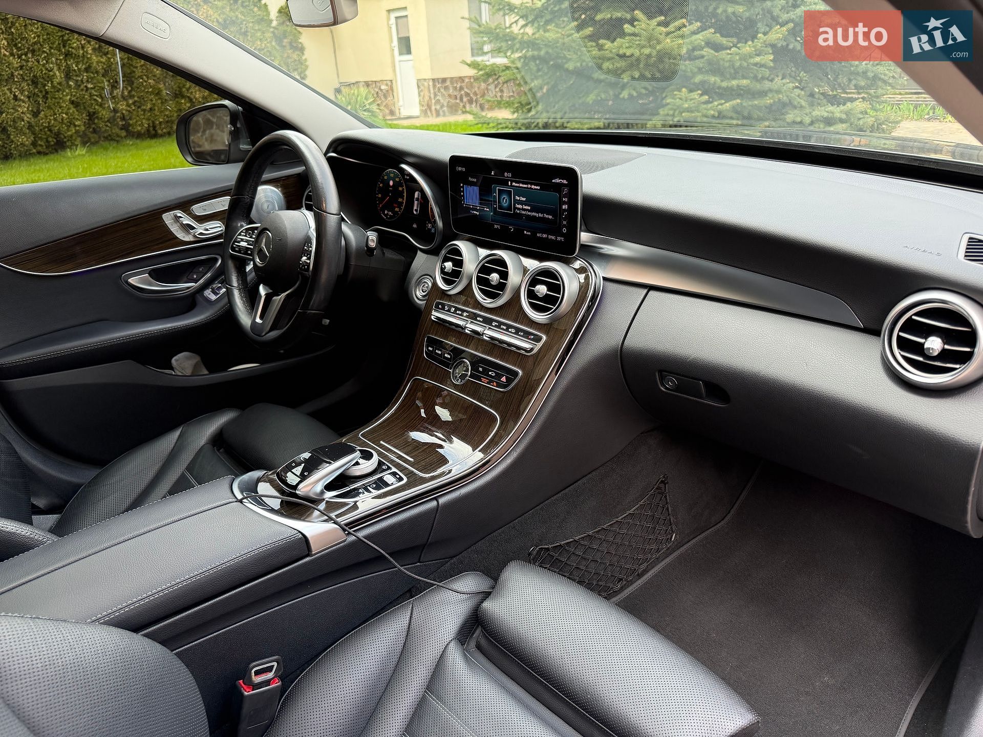 Mercedes-Benz C-Class 2018 VIN 55SWF8EB3KU272157 фото оголошення 51 з 77