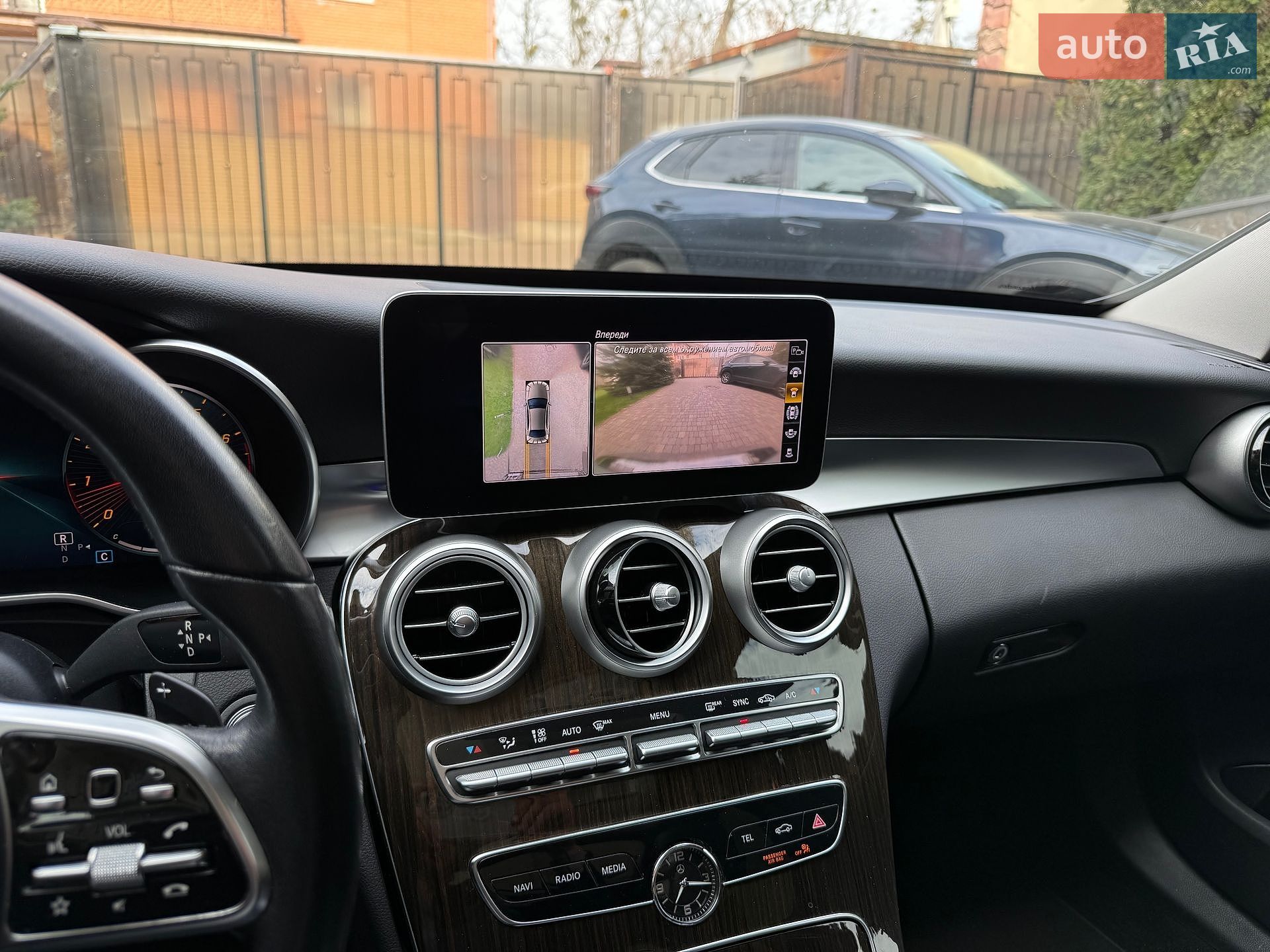Mercedes-Benz C-Class 2018 VIN 55SWF8EB3KU272157 фото оголошення 68 з 77
