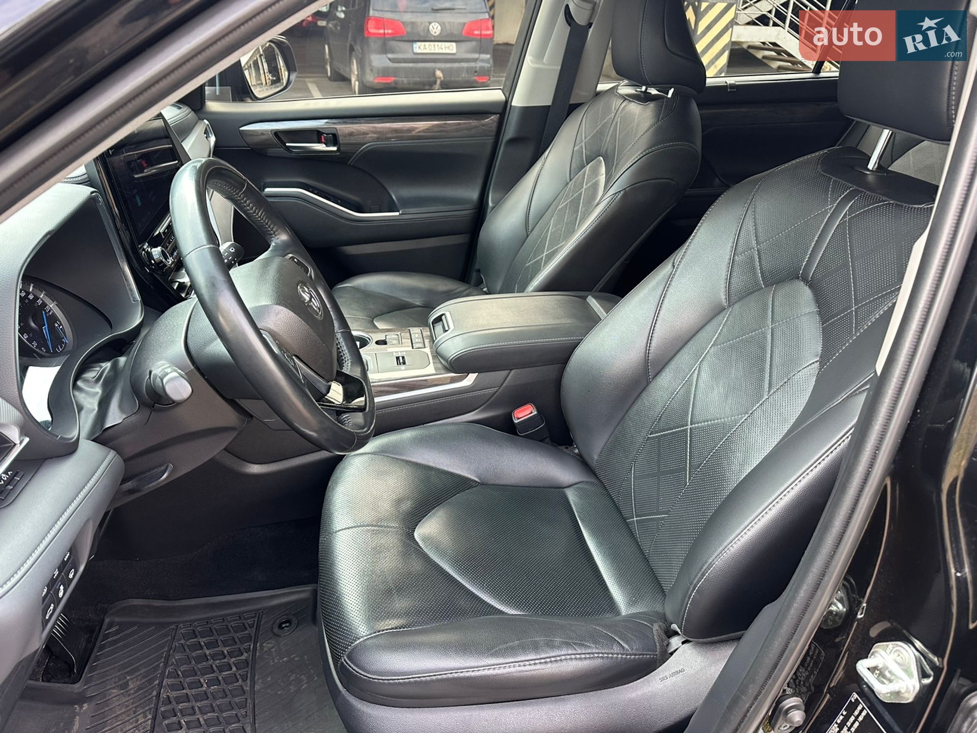Toyota Highlander 2020 VIN 5TDEBRCH9LS009688 фото оголошення 19 з 46