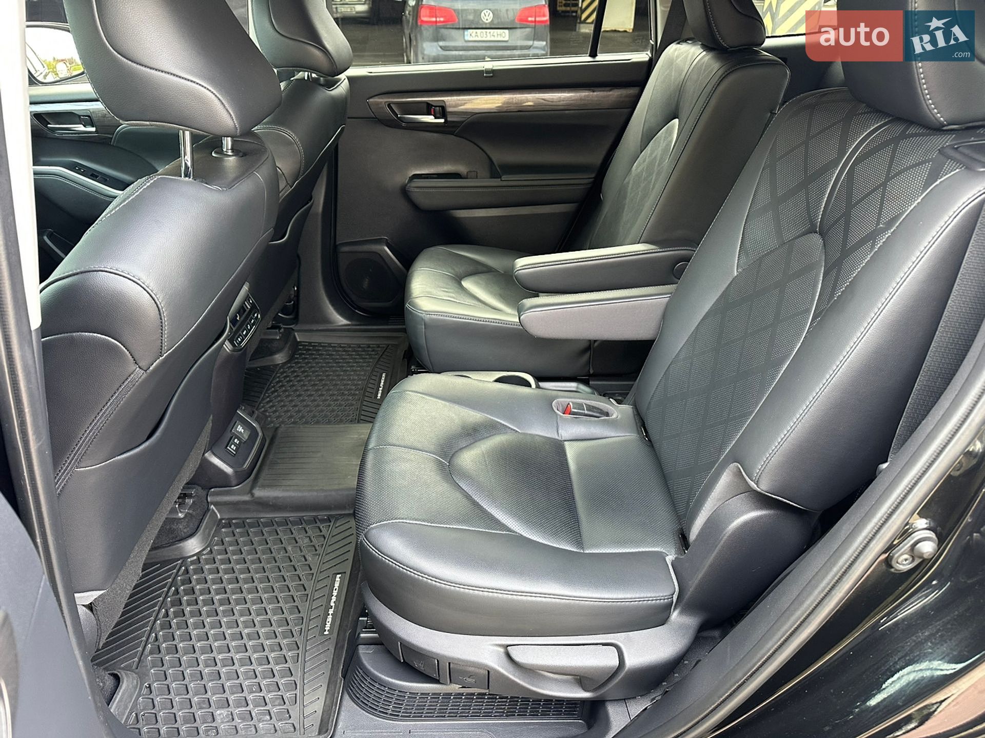 Toyota Highlander 2020 VIN 5TDEBRCH9LS009688 фото оголошення 22 з 46