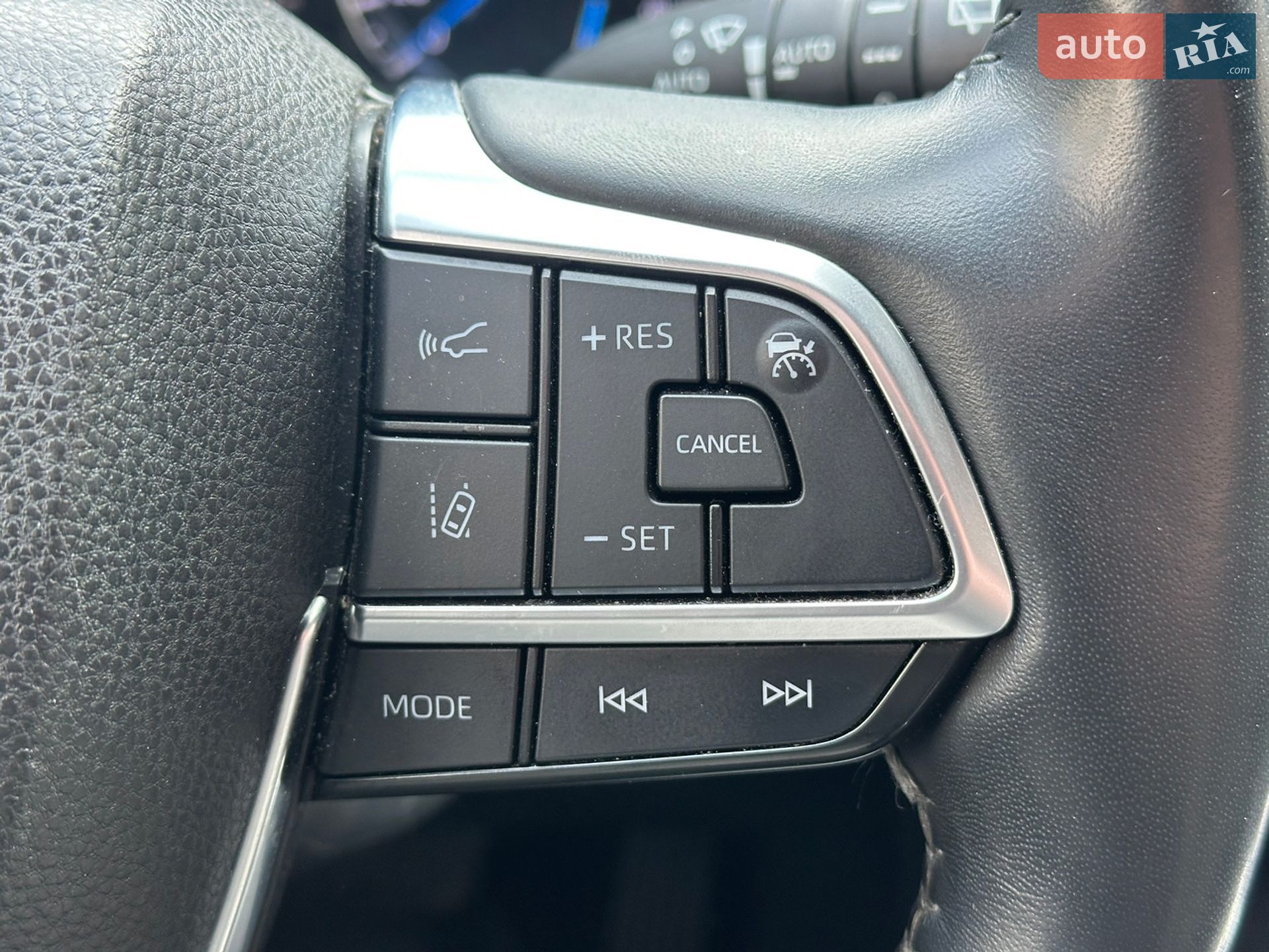 Toyota Highlander 2020 VIN 5TDEBRCH9LS009688 фото оголошення 39 з 46