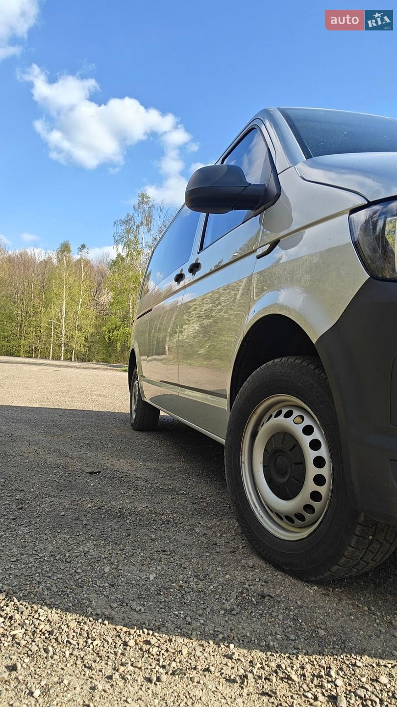 Volkswagen Transporter 2016 VIN WV1ZZZ7HZHH002462 фото оголошення 3 з 30