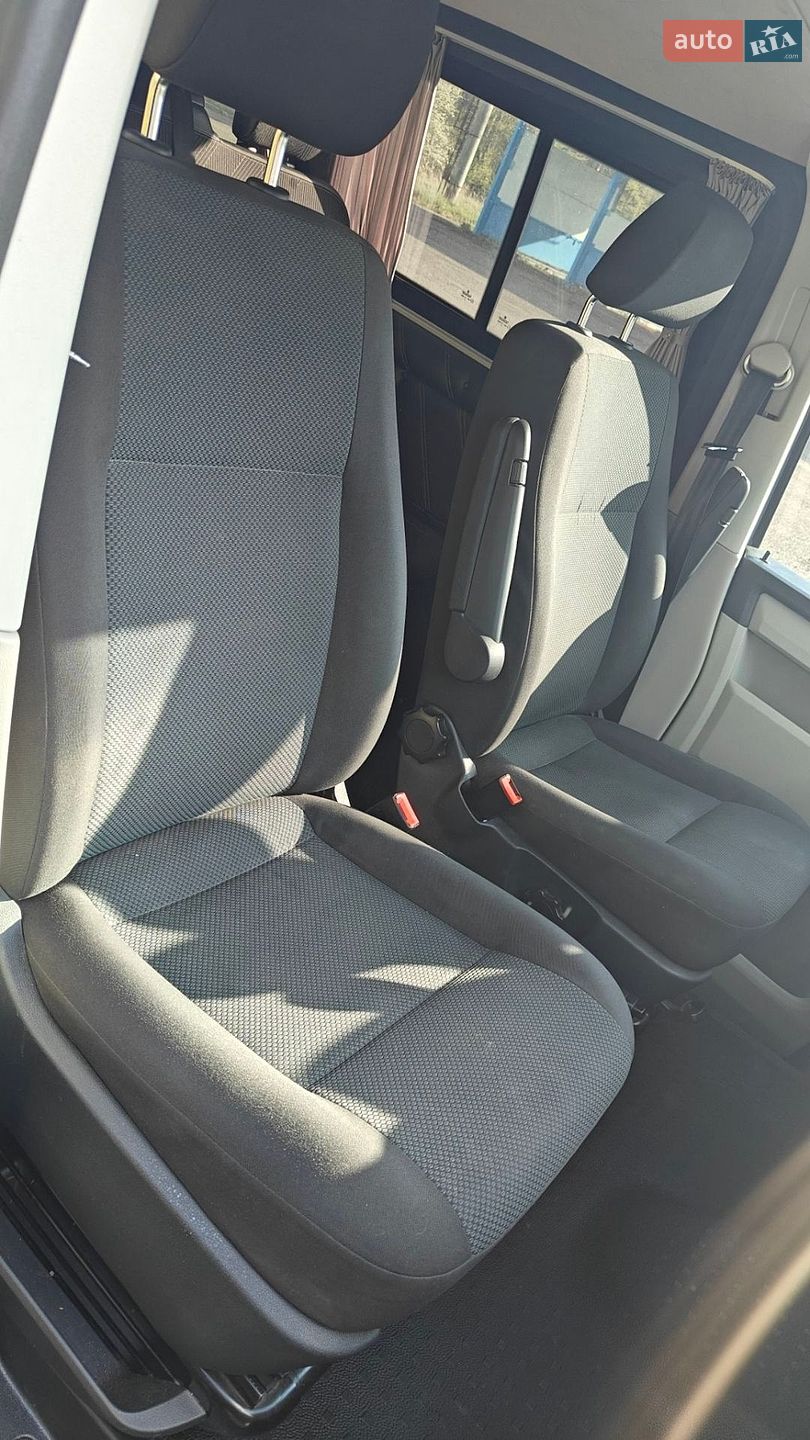Volkswagen Transporter 2016 VIN WV1ZZZ7HZHH002462 фото оголошення 25 з 30