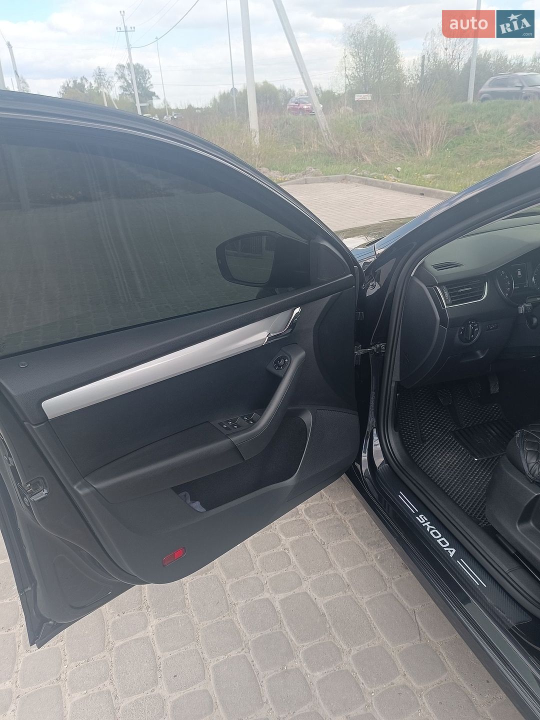 Skoda Octavia 2014 VIN TMBJG7NE4E0090080 фото оголошення 10 з 16
