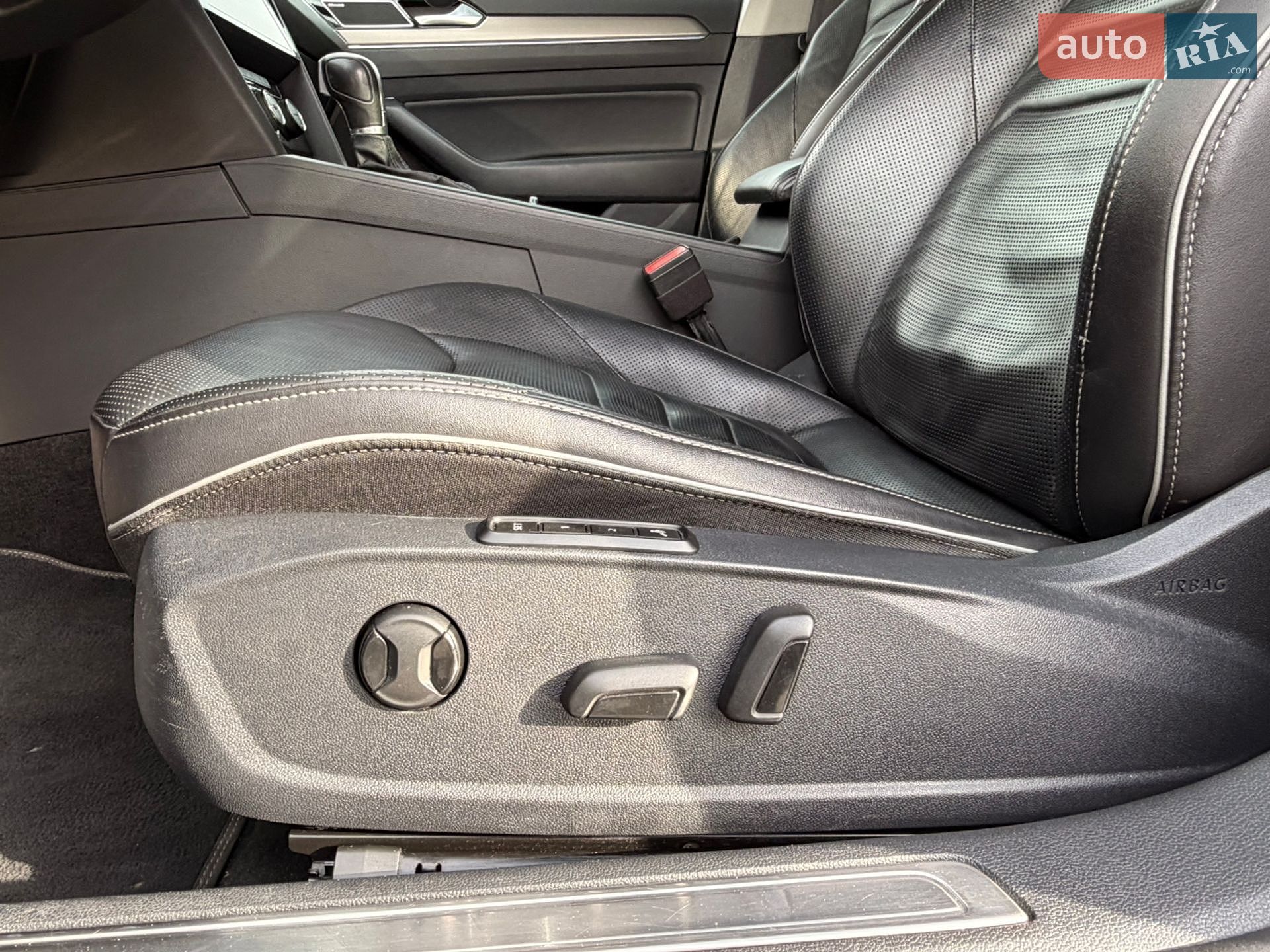 Volkswagen Arteon 2019 VIN WVWZZZ3HZKE020649 фото оголошення 62 з 81