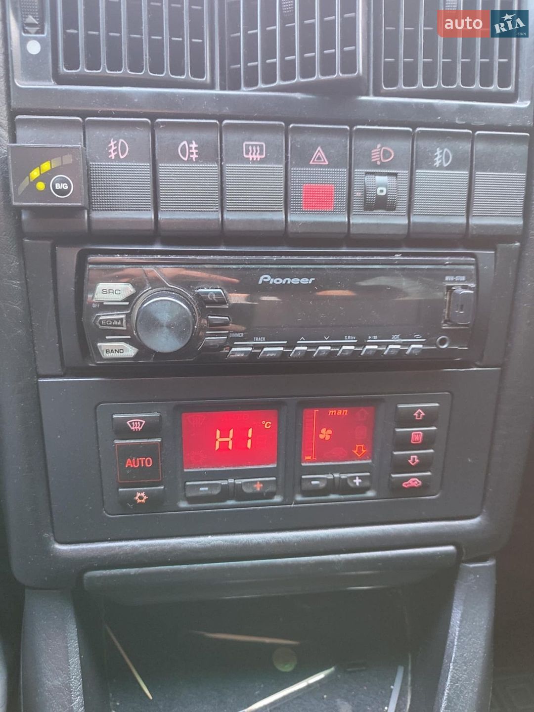 Audi 80 1994 VIN WAUZZZ8CZRA198767 фото оголошення 8 з 10