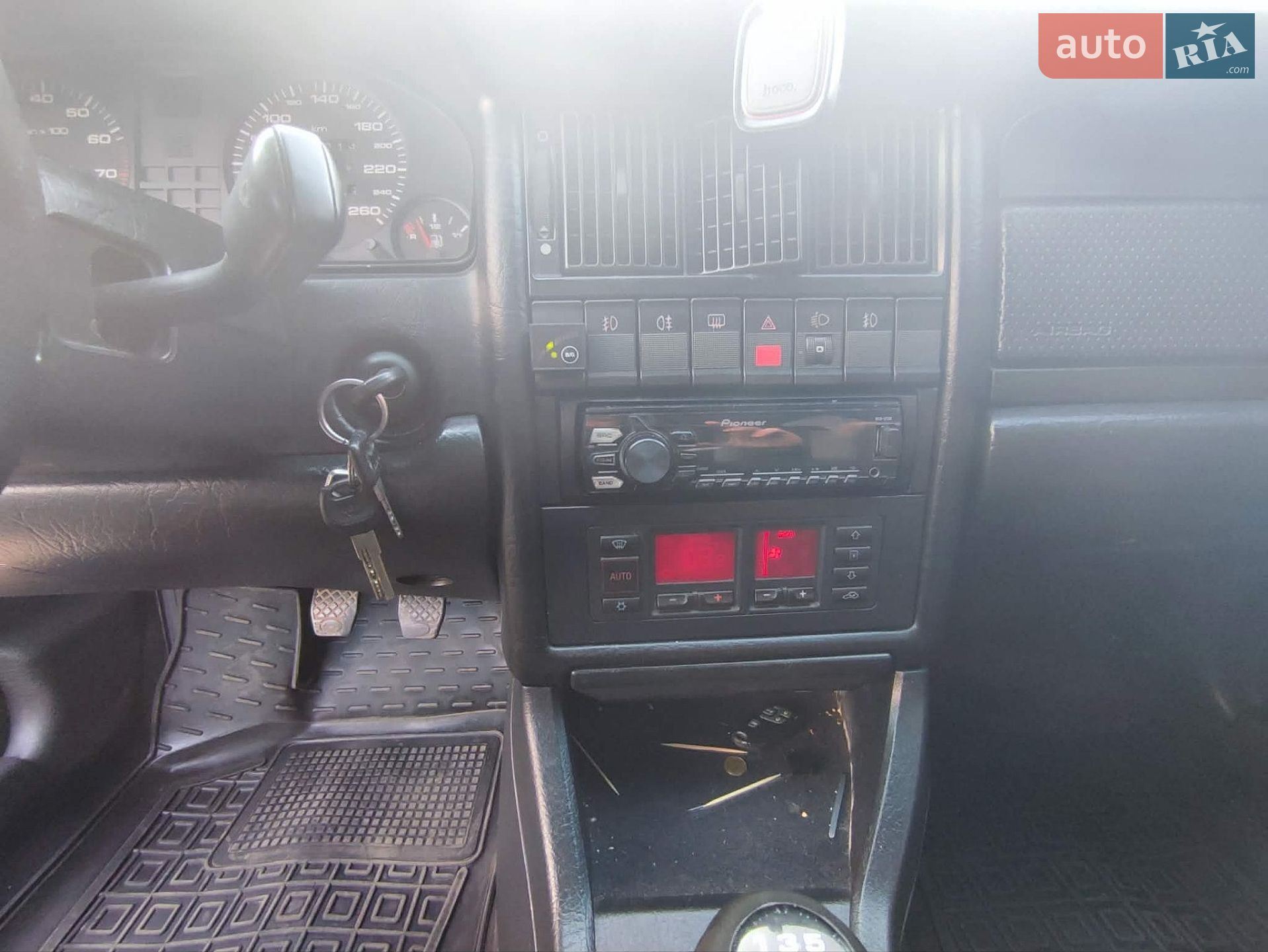 Audi 80 1994 VIN WAUZZZ8CZRA198767 фото оголошення 4 з 10
