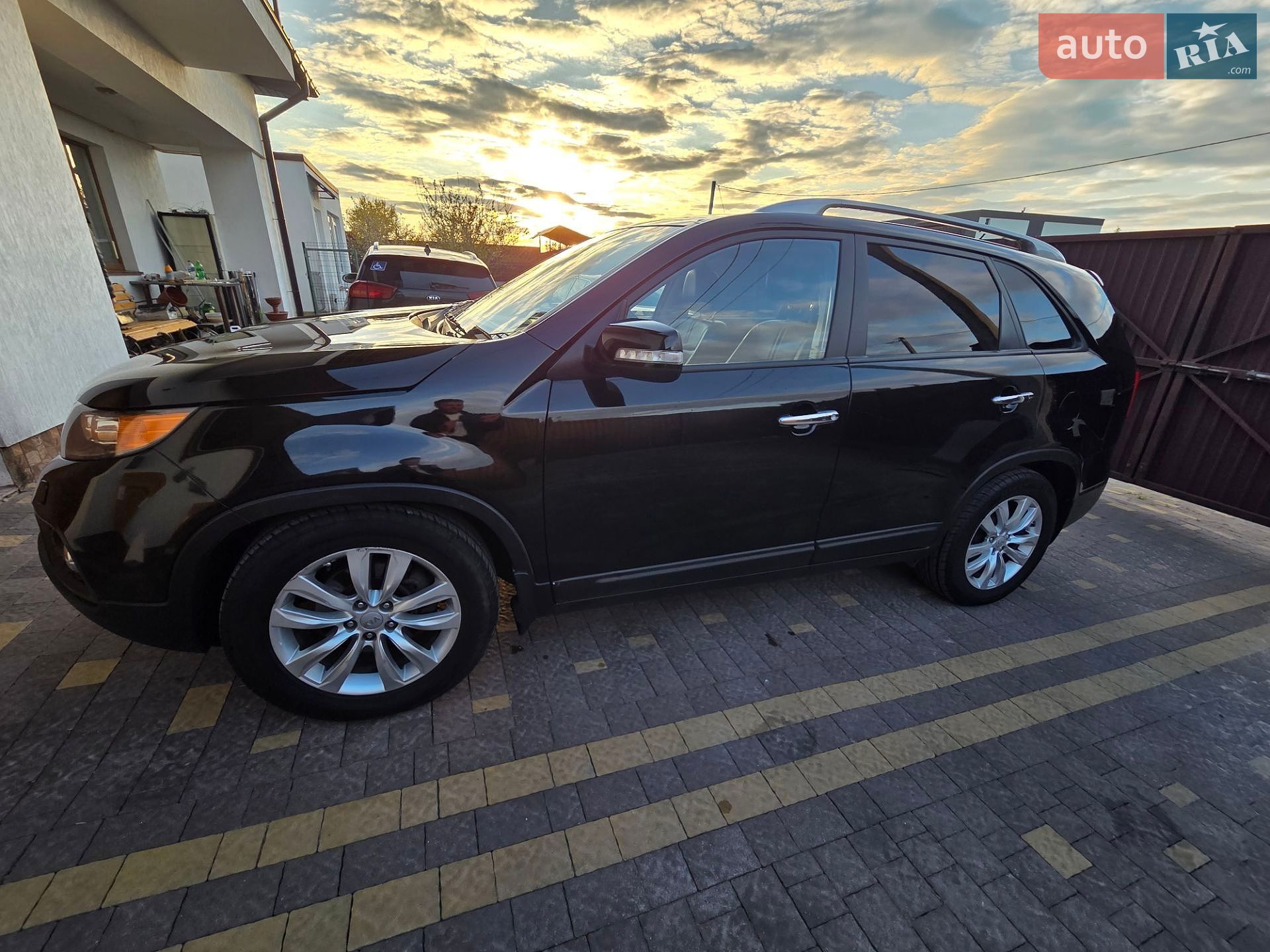 Kia Sorento 2011 VIN KNAKU814DC5204587 фото оголошення 7 з 16