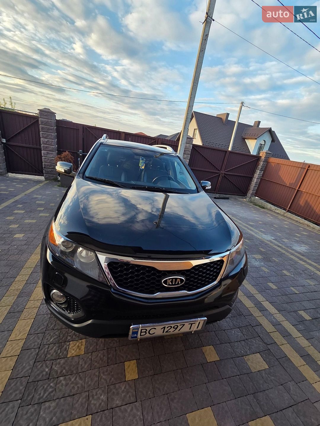 Kia Sorento 2011 VIN KNAKU814DC5204587 фото оголошення 9 з 16