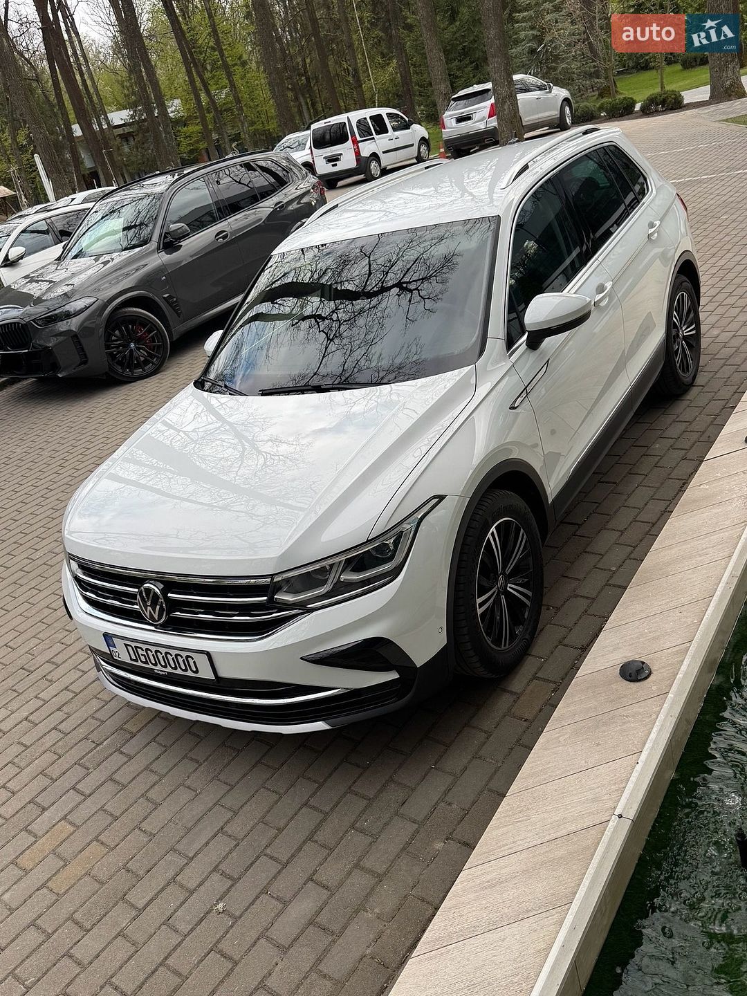 Volkswagen Tiguan 2023 VIN WVGZZZ5N9PW061226 фото оголошення 25 з 361