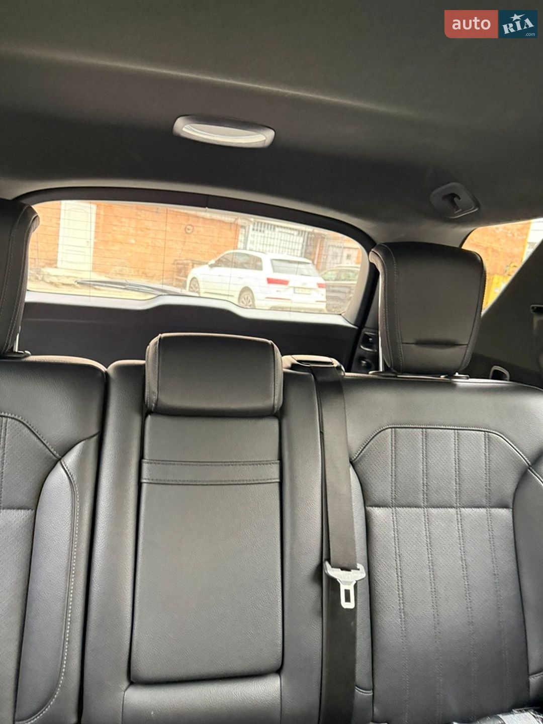 Mercedes-Benz GLE-Class 2016 VIN 4JGDA5HB4GA735324 фото оголошення 28 з 38