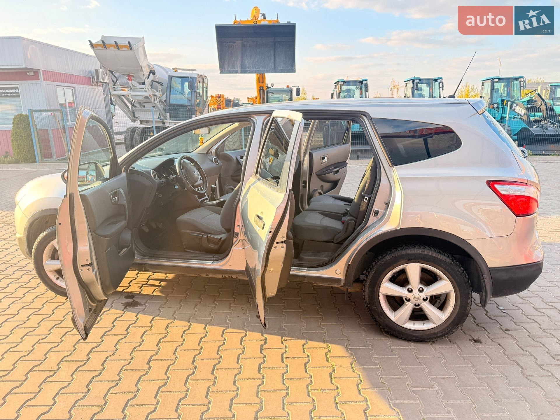 Nissan Qashqai+2 2012 VIN SJNJCAJ10U7099526 фото оголошення 4 з 10