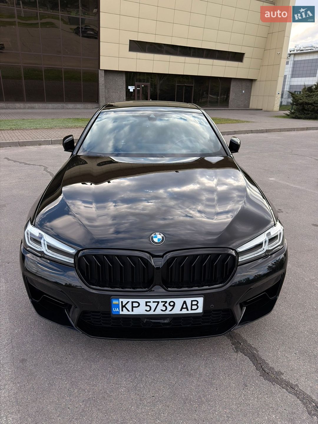 BMW 5 Series 2022 VIN WBA53BH0XNCJ98683 фото оголошення 5 з 22