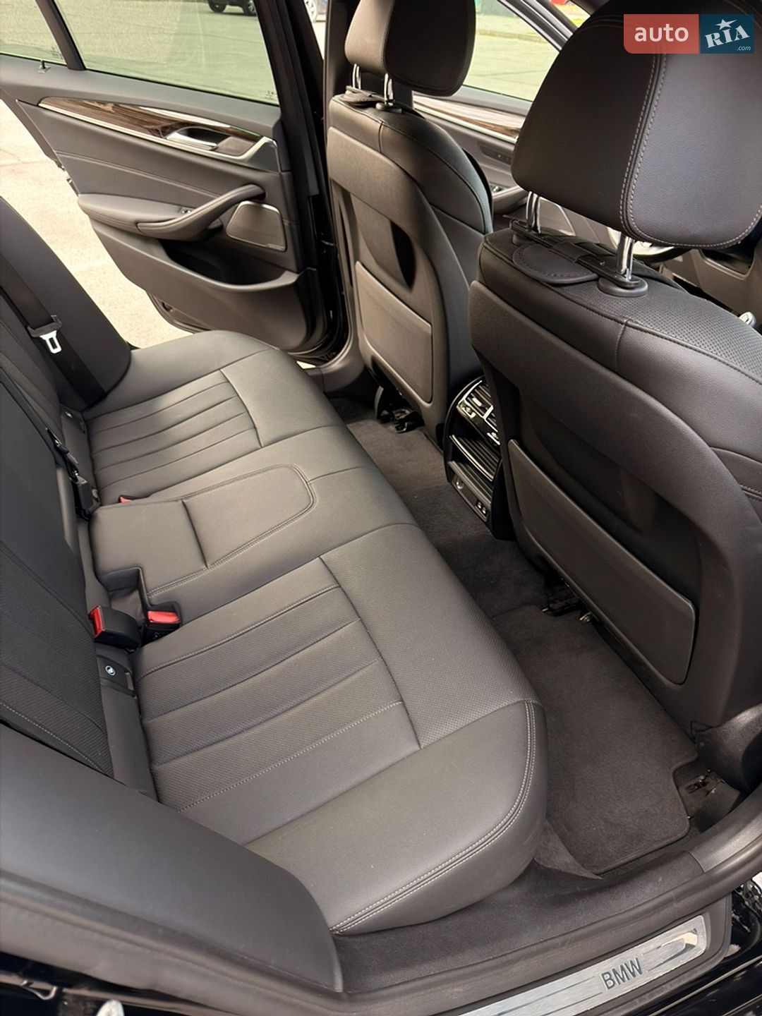 BMW 5 Series 2022 VIN WBA53BH0XNCJ98683 фото оголошення 10 з 22