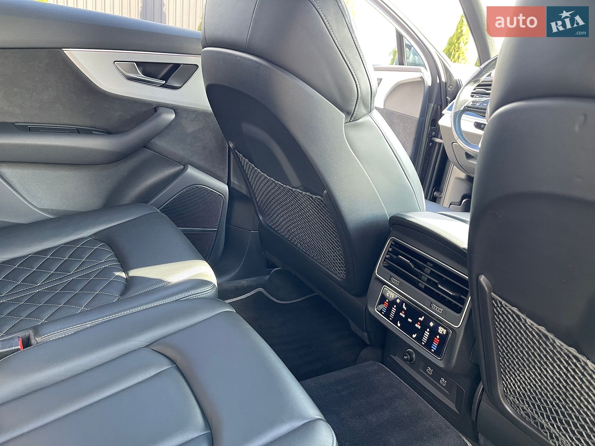 Audi Q7 2020 VIN WAUZZZ4M9MD011864 фото оголошення 18 з 31