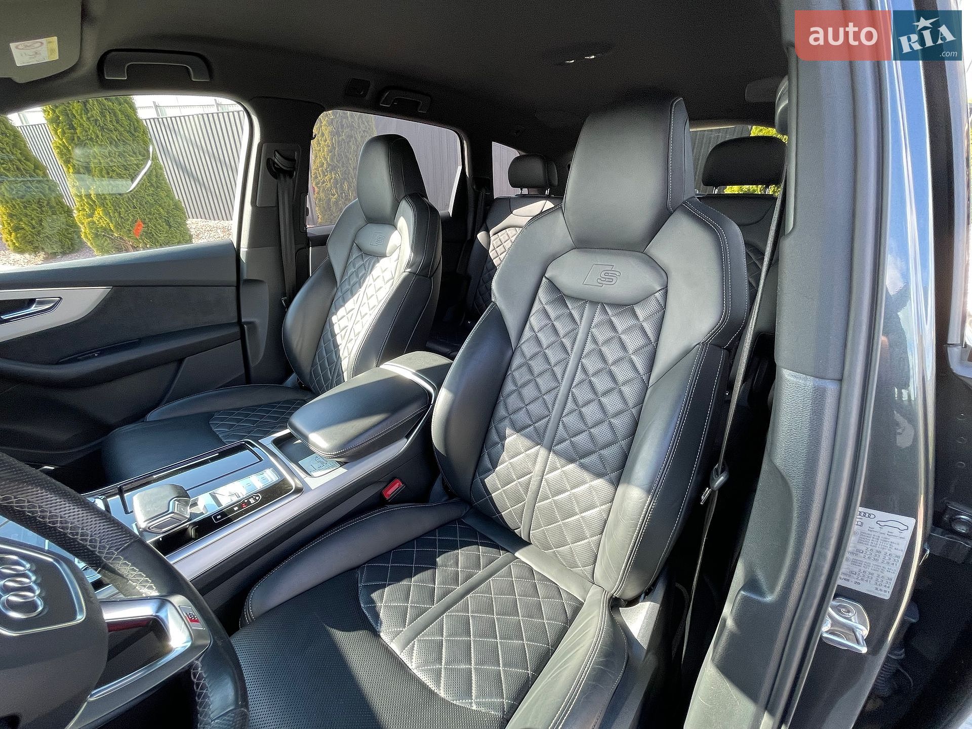 Audi Q7 2020 VIN WAUZZZ4M9MD011864 фото оголошення 22 з 31