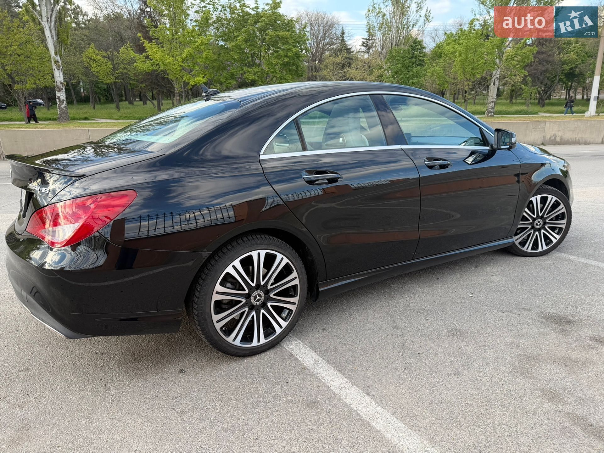Mercedes-Benz CLA-Class 2018 VIN WDDSJ4EB6JN640828 фото оголошення 16 з 29