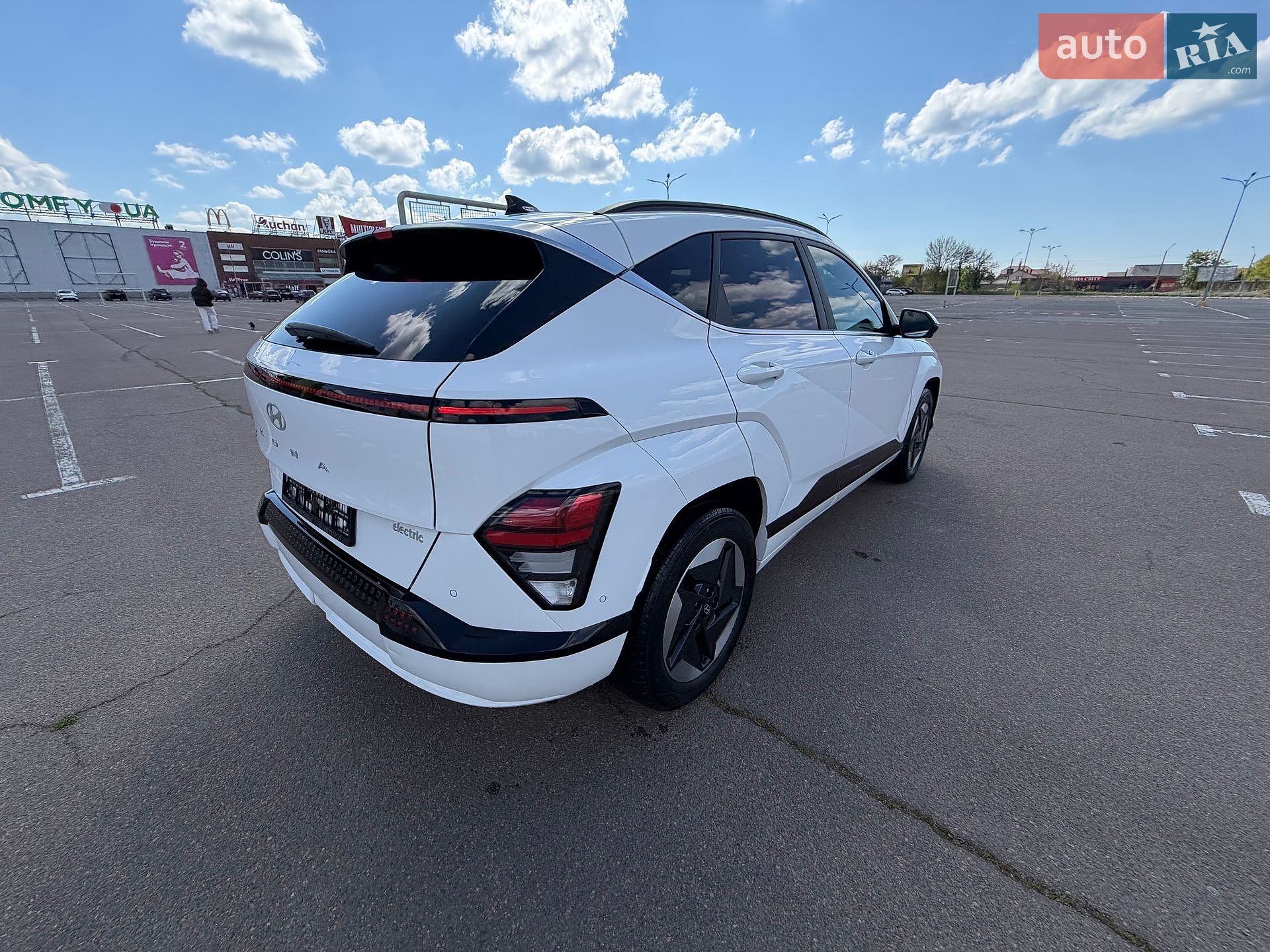 Hyundai Kona 2023 VIN KM8HE3A62RU009745 фото оголошення 9 з 30