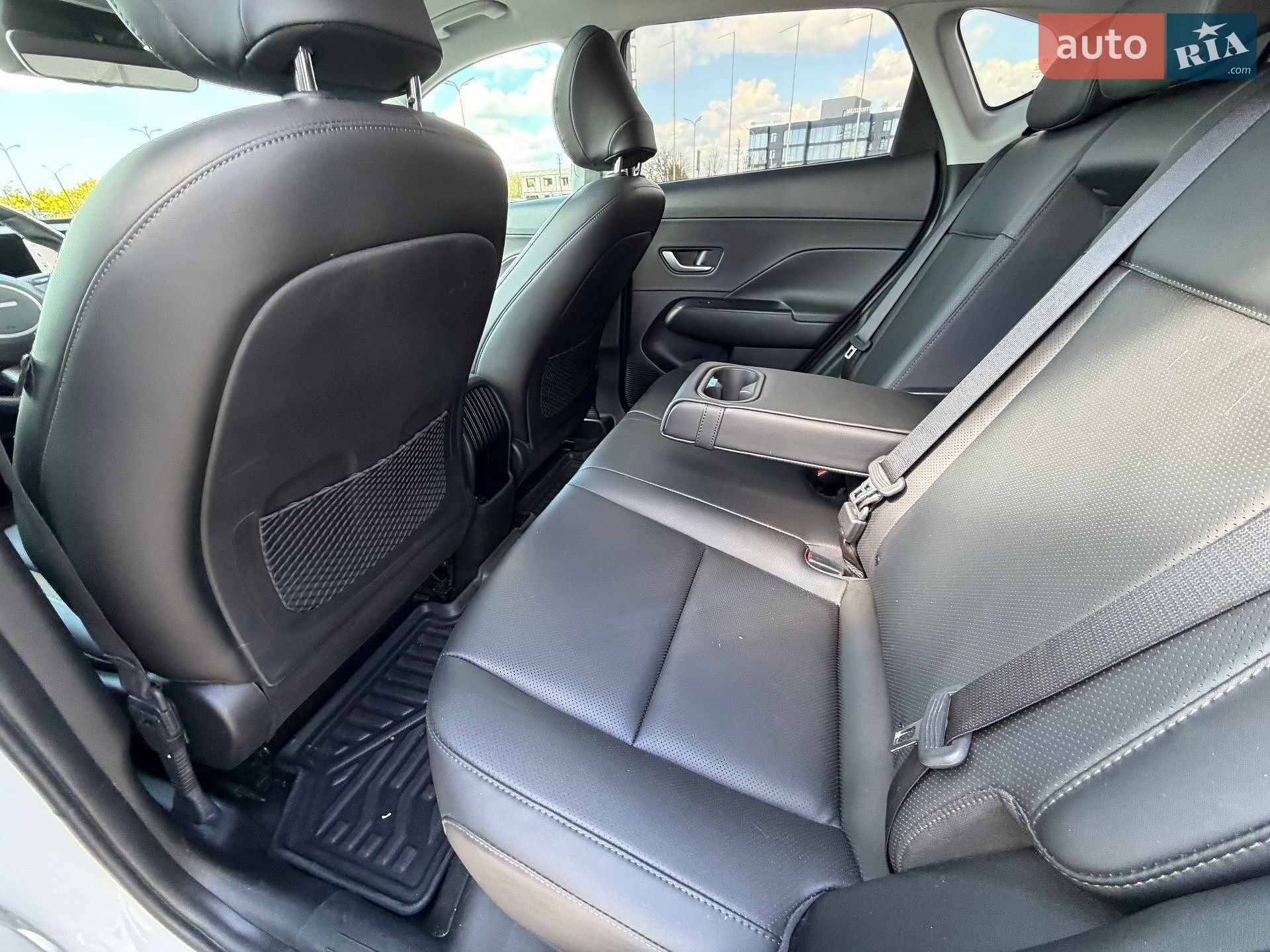Hyundai Kona 2023 VIN KM8HE3A62RU009745 фото оголошення 8 з 30